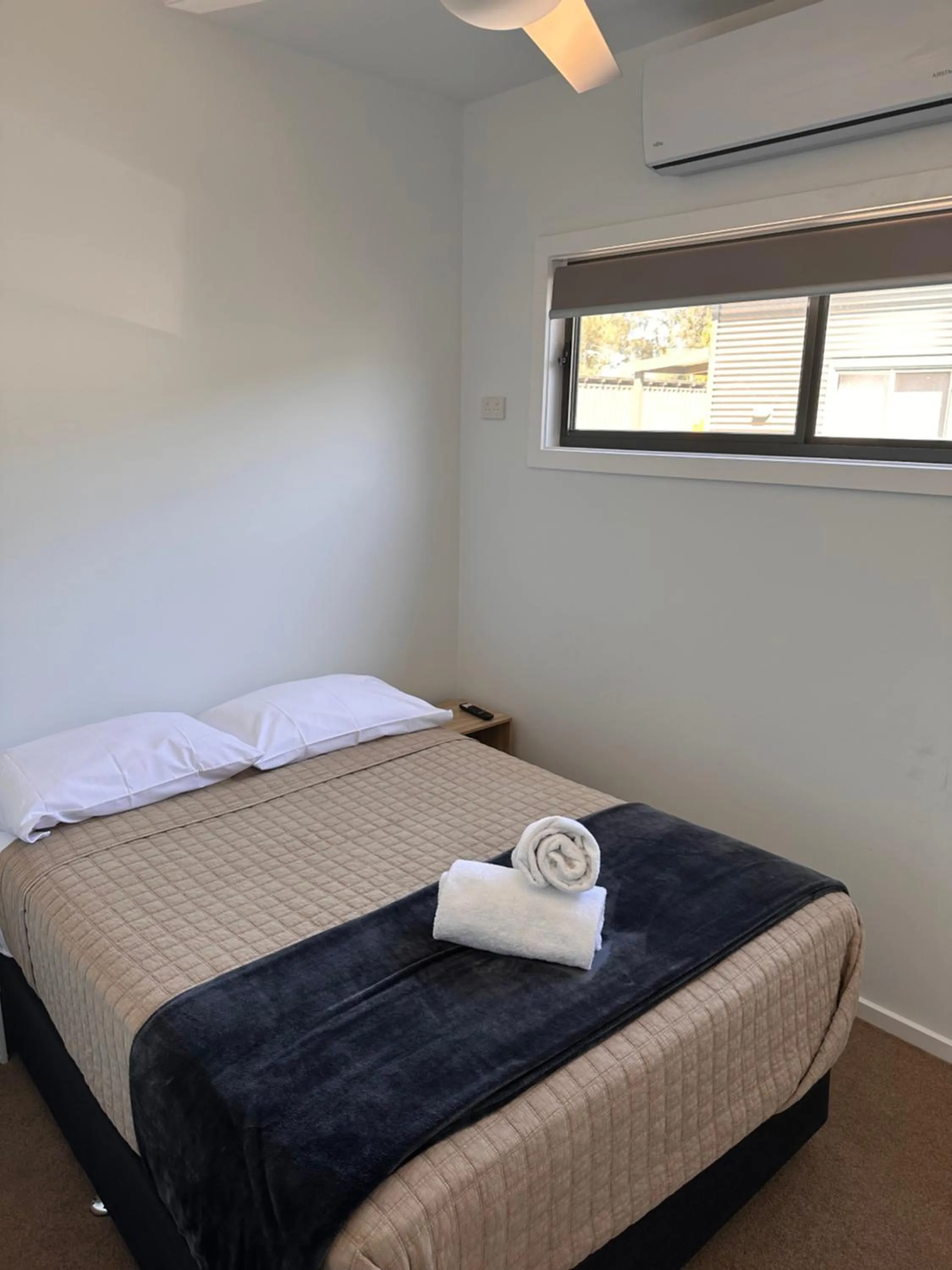 Bedroom, Bed in Bundalong Villas