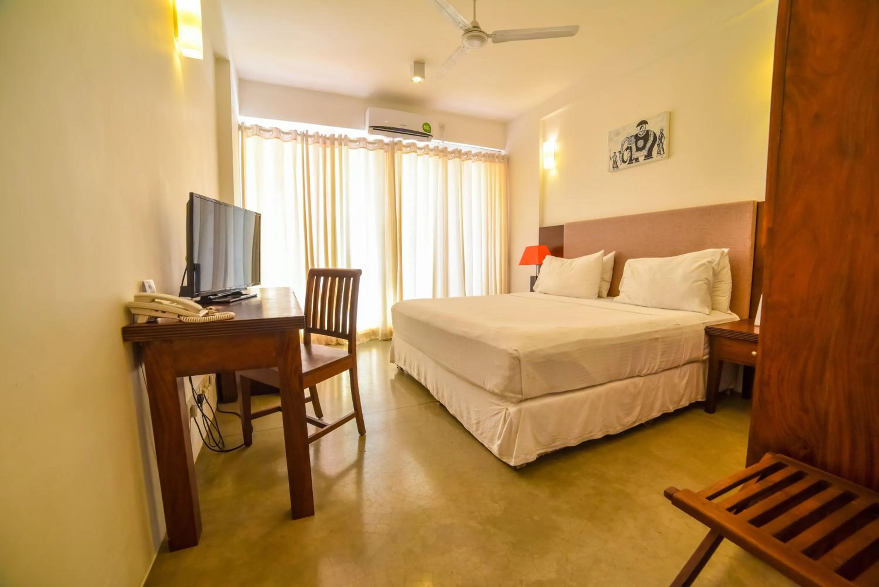 Bedroom, Bed in Coral Rock by Bansei