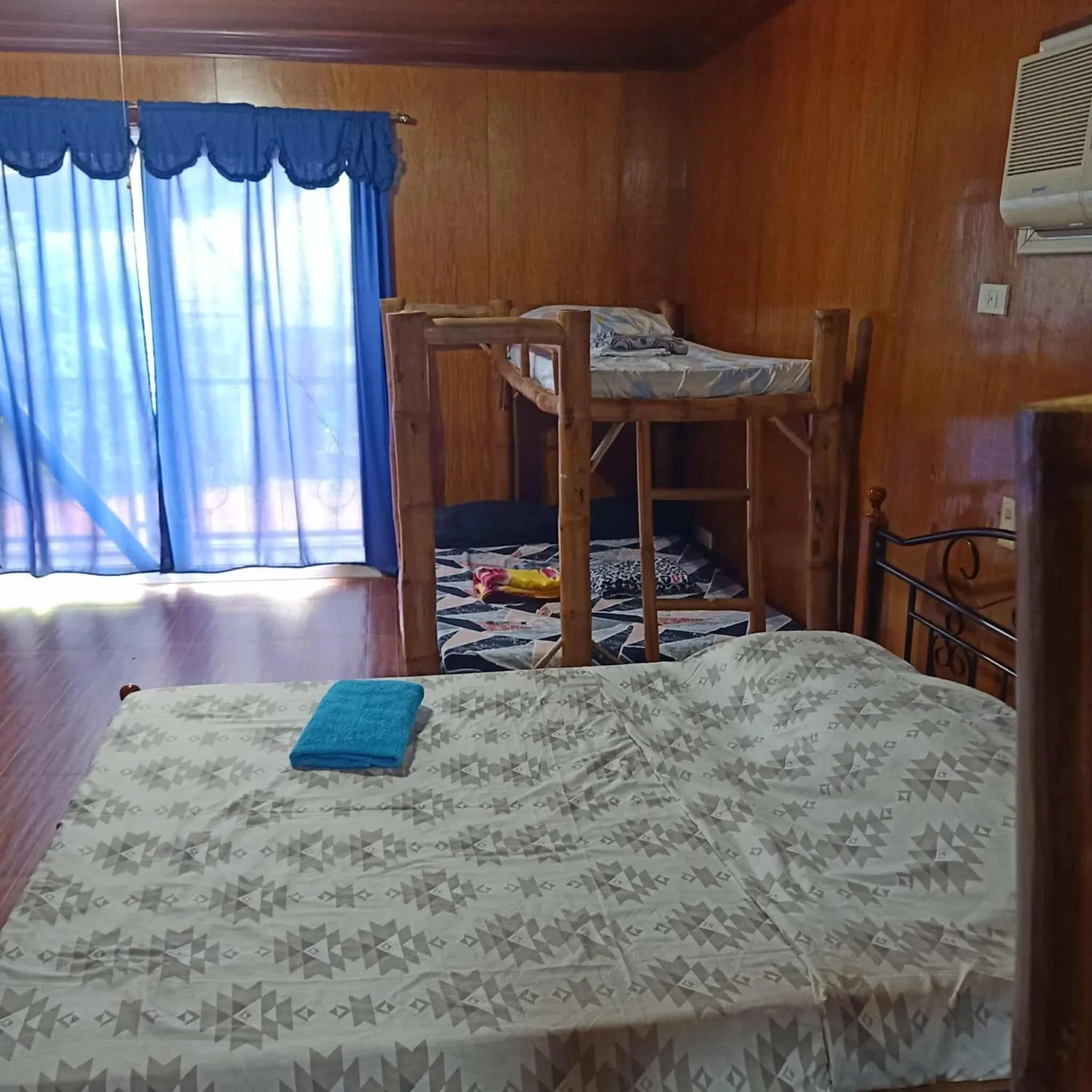 Bed in Cebu Guest Inn