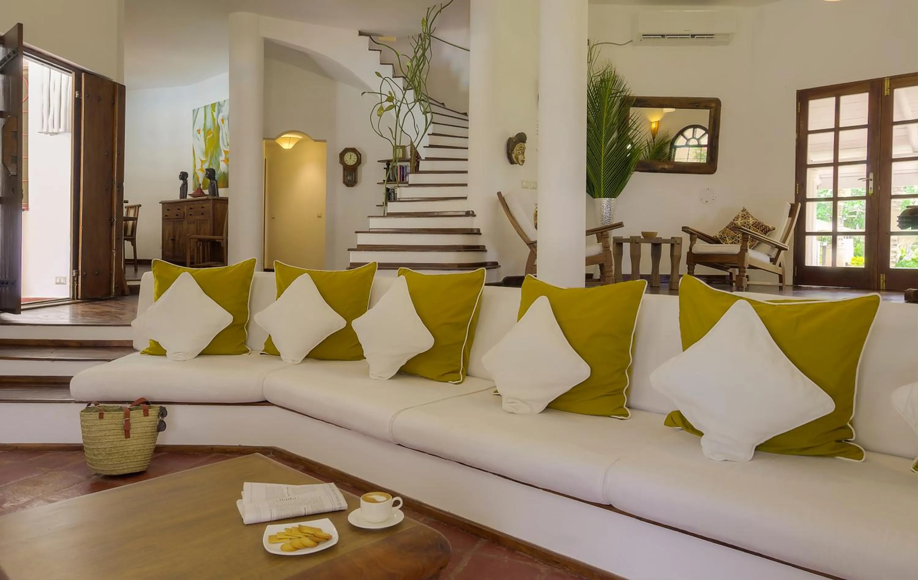 Lounge or bar in Kobe Suite Resort