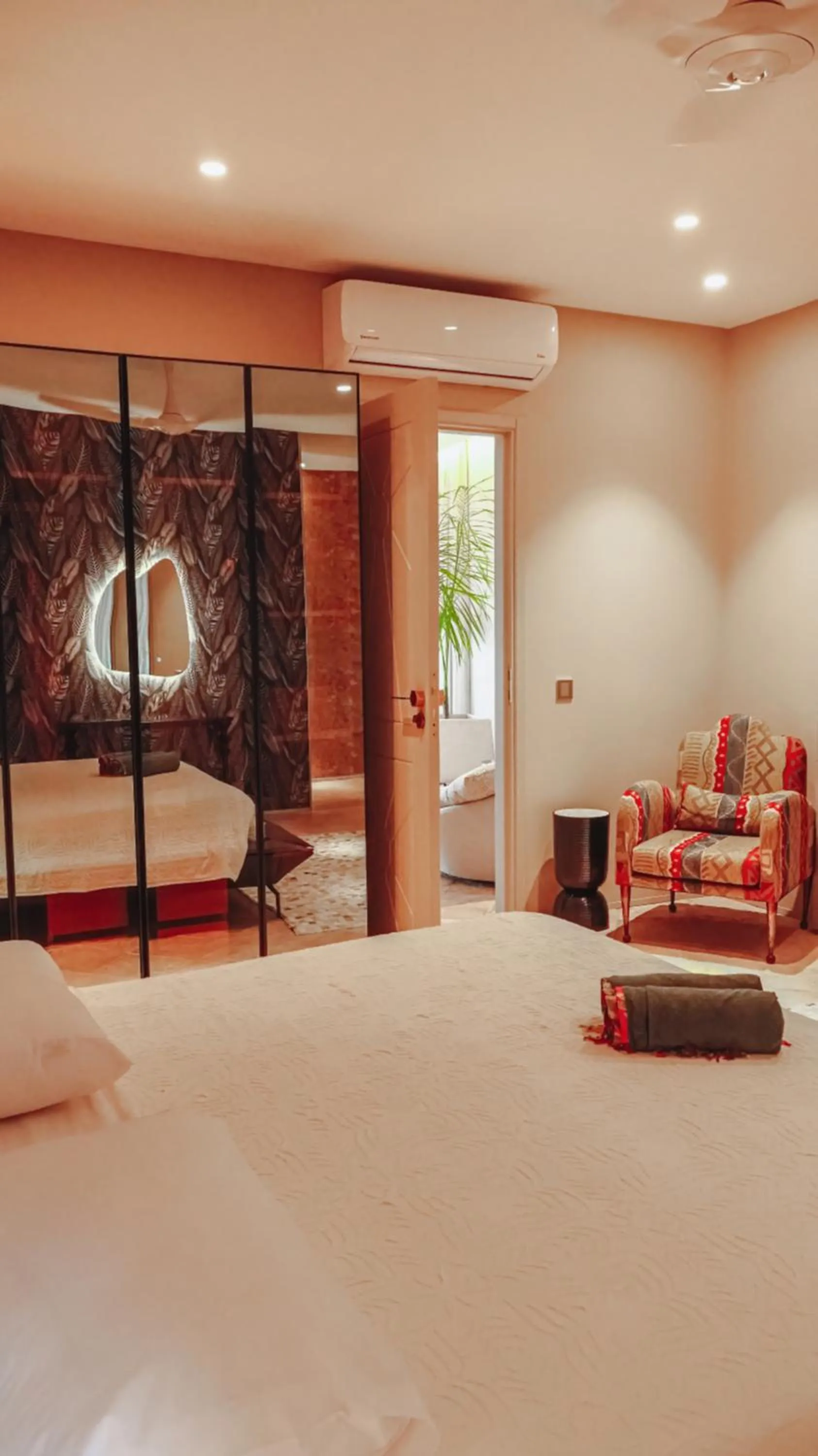 Bedroom, Bed in Kobe Suite Resort