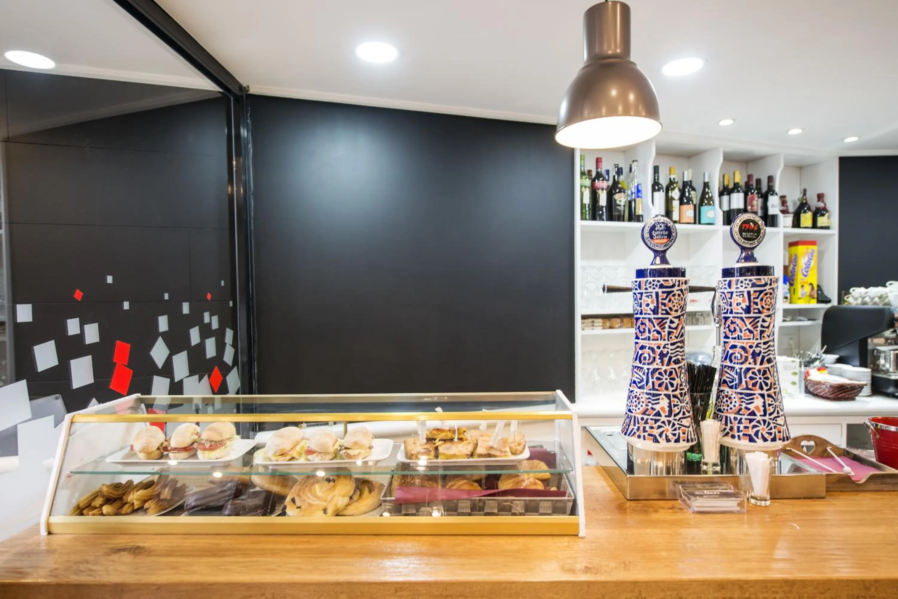 Lounge or bar in Hotel Miño