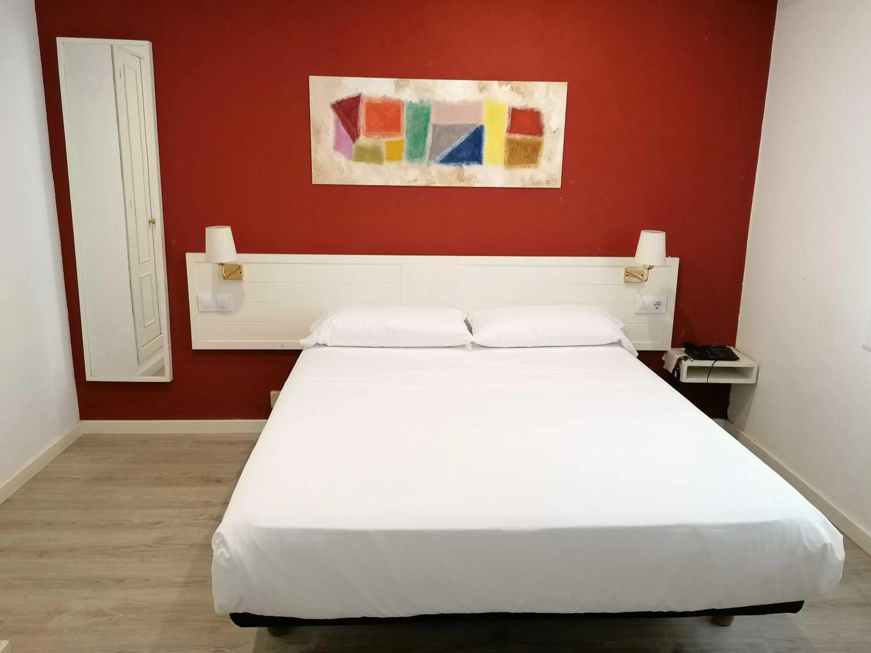 Bed in Hotel Miño