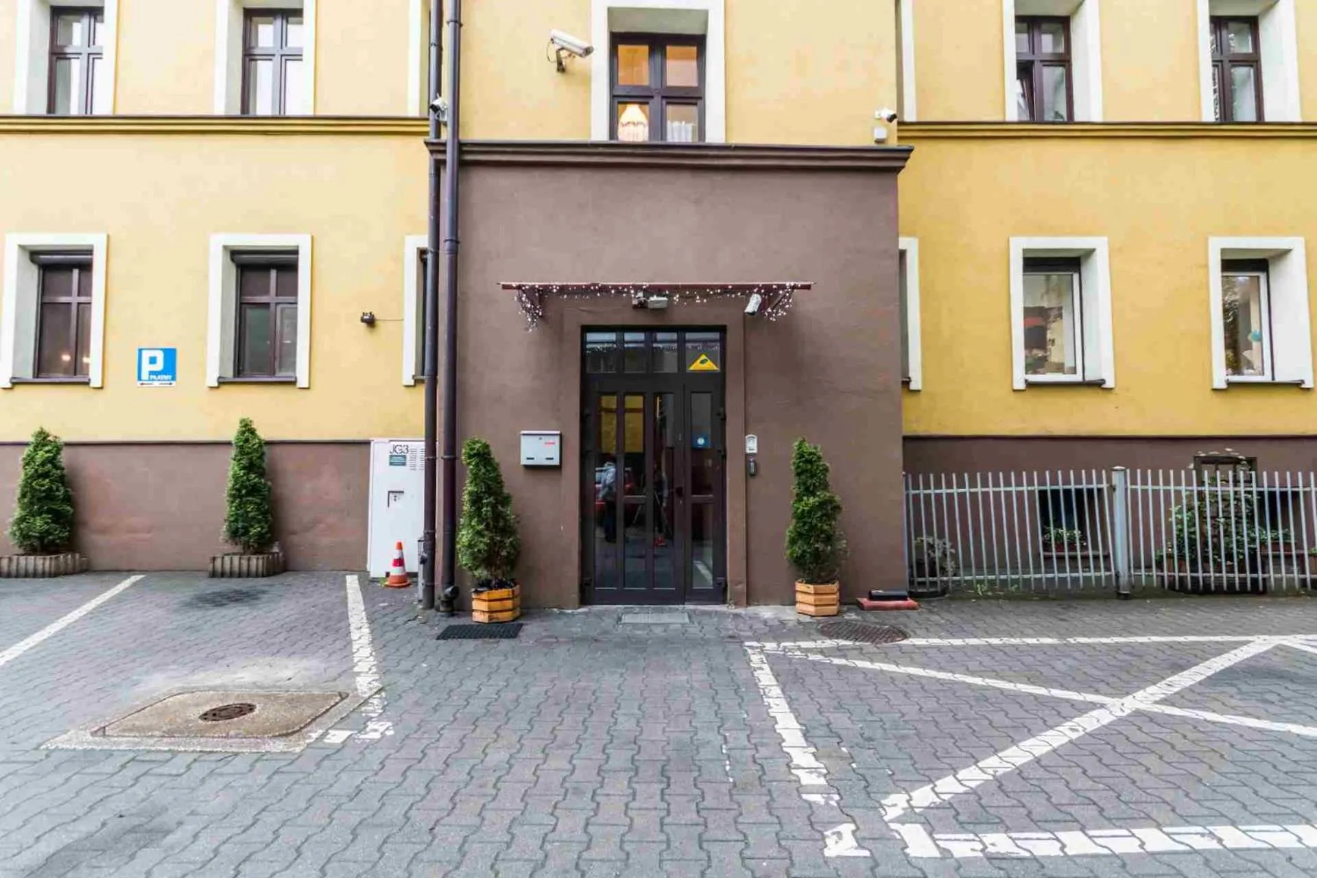 Property building in Hostel Nina