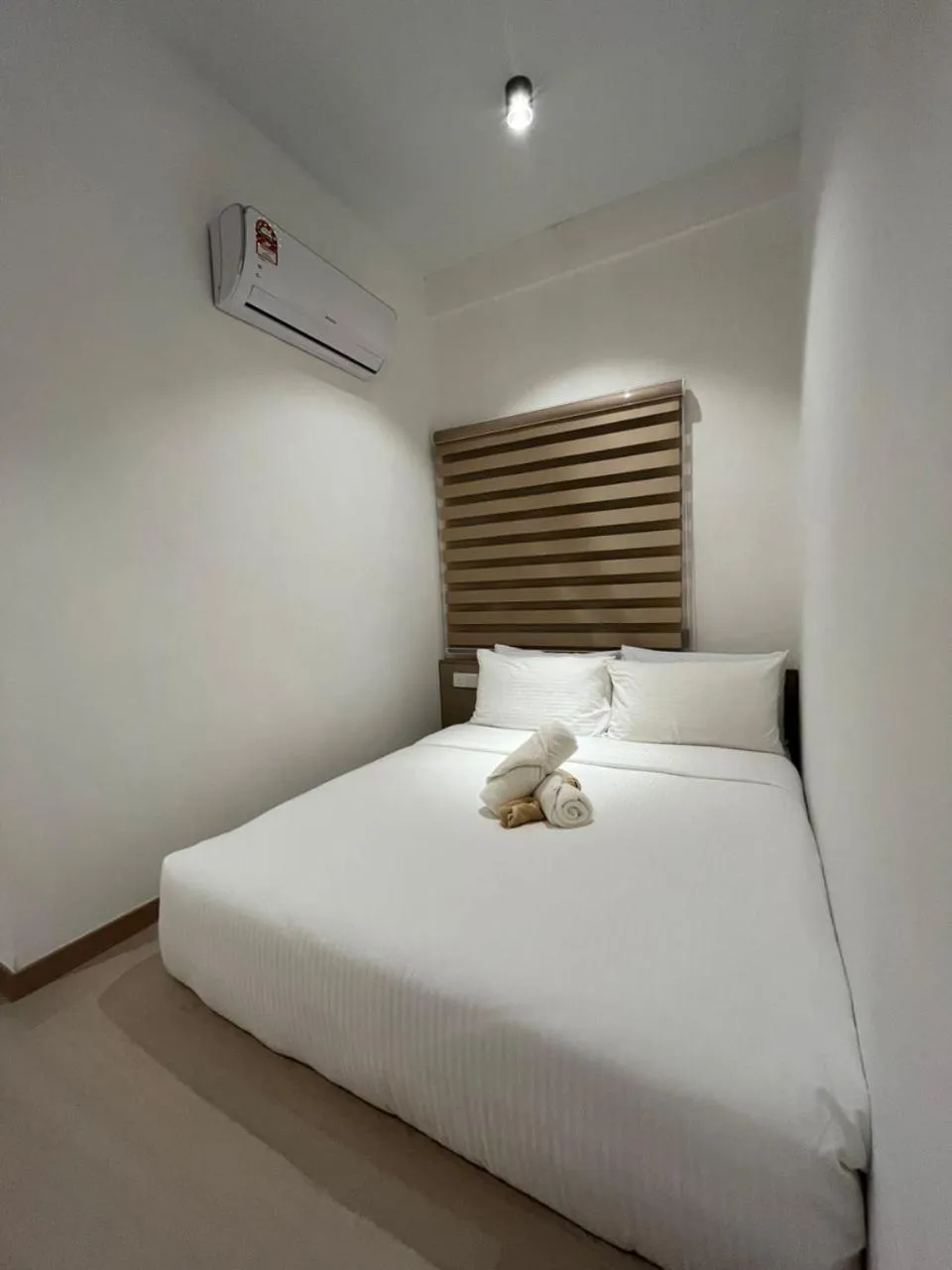 Bed in SWM Hotel