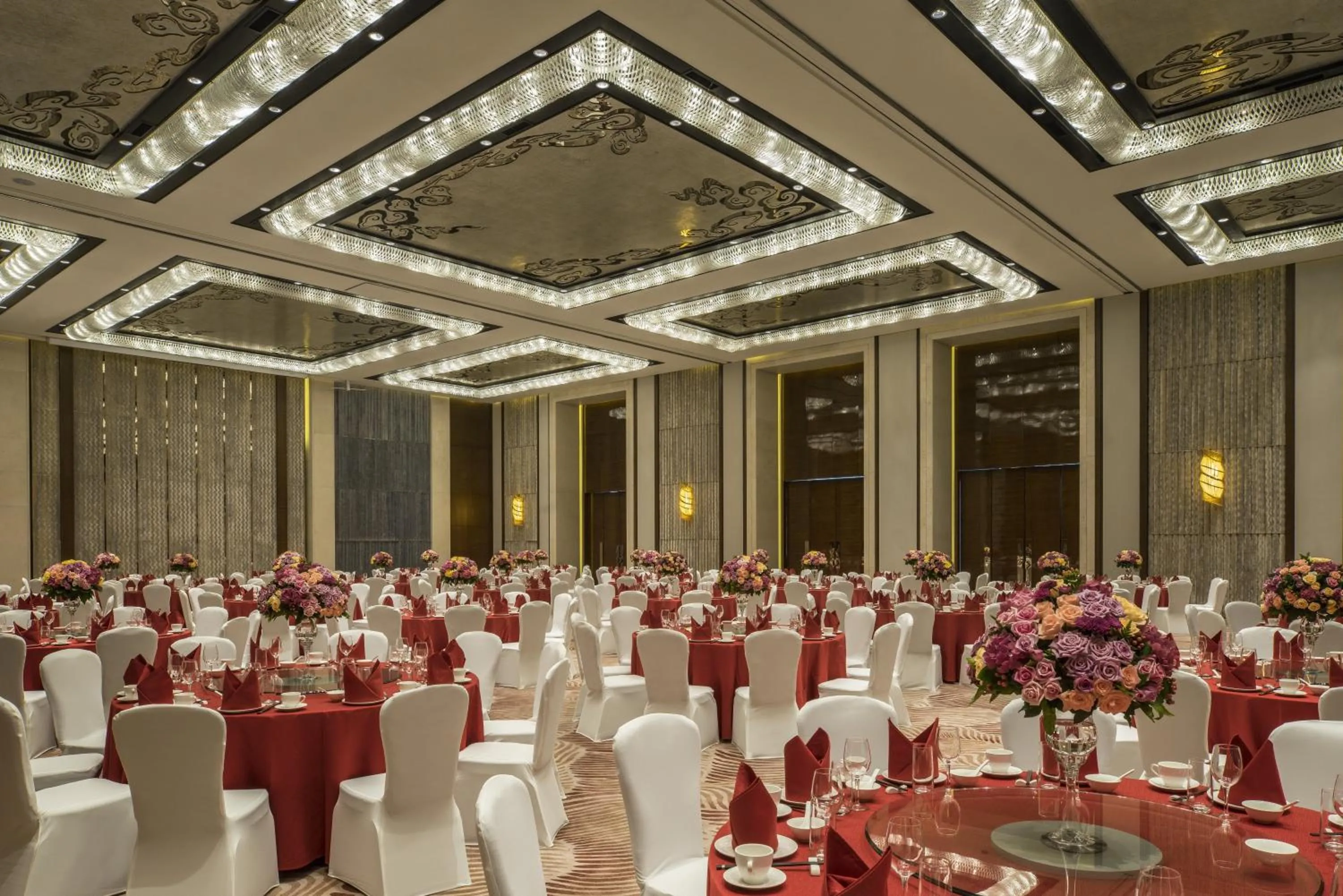 Banquet/Function facilities in HUALUXE Hotels & Resorts Nanchang High-Tech Zone, an IHG Hotel