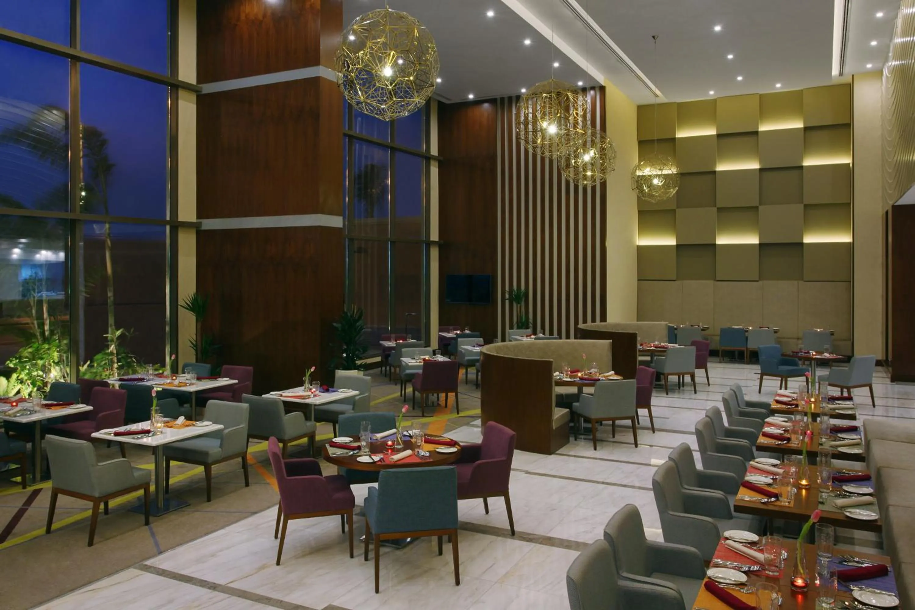 Restaurant/places to eat in Holiday Inn Jeddah Gateway by IHG