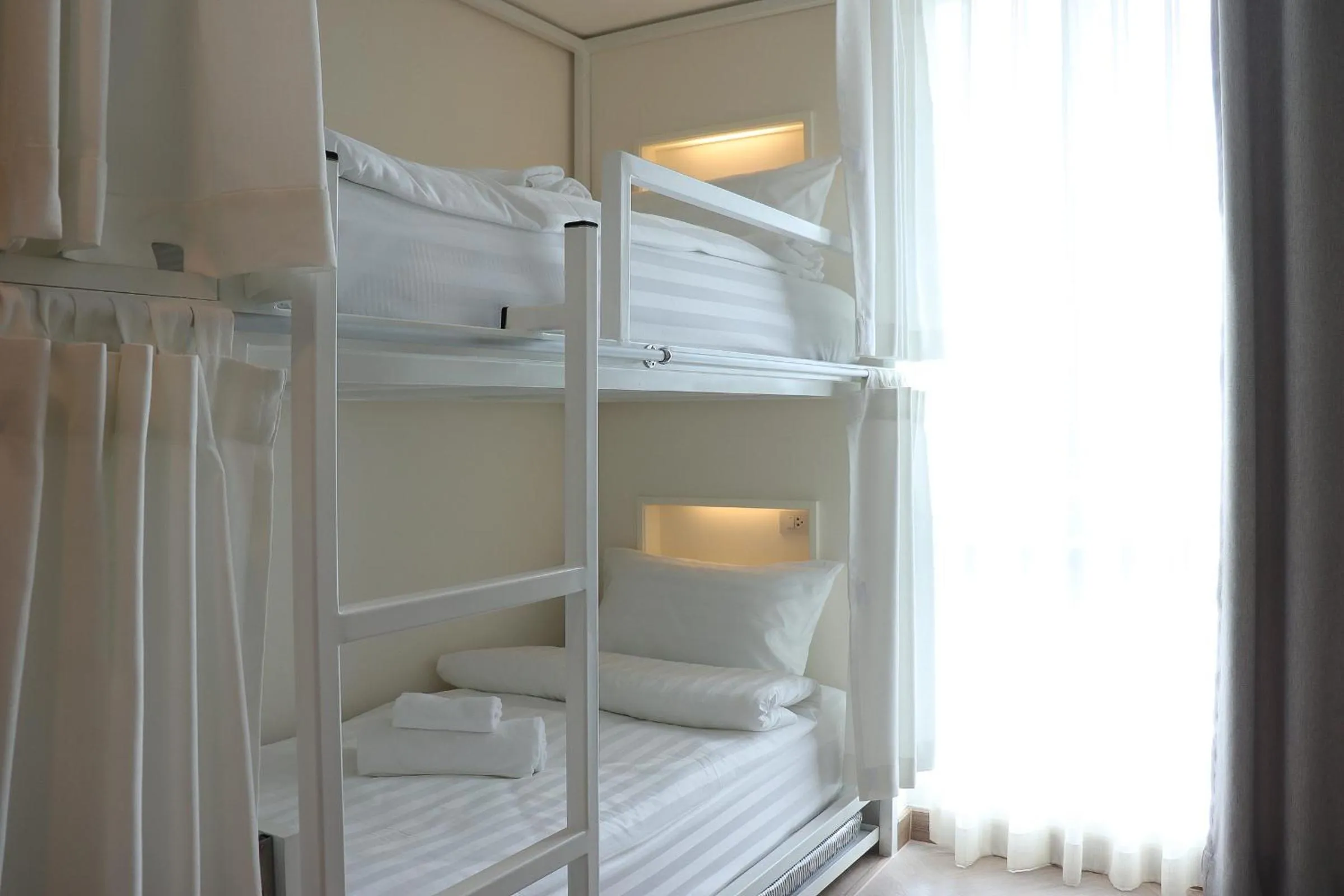 Bed in ResT Bangkok Poshtel