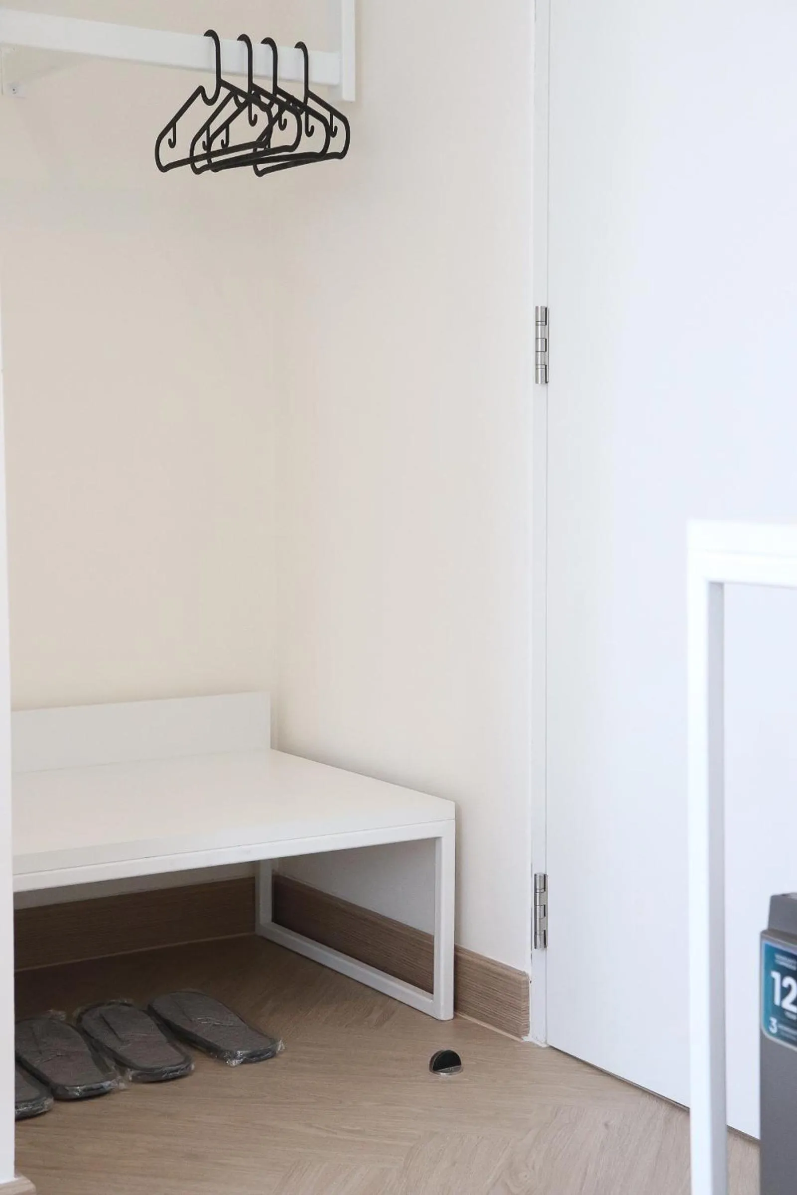 wardrobe, Bed in ResT Bangkok Poshtel