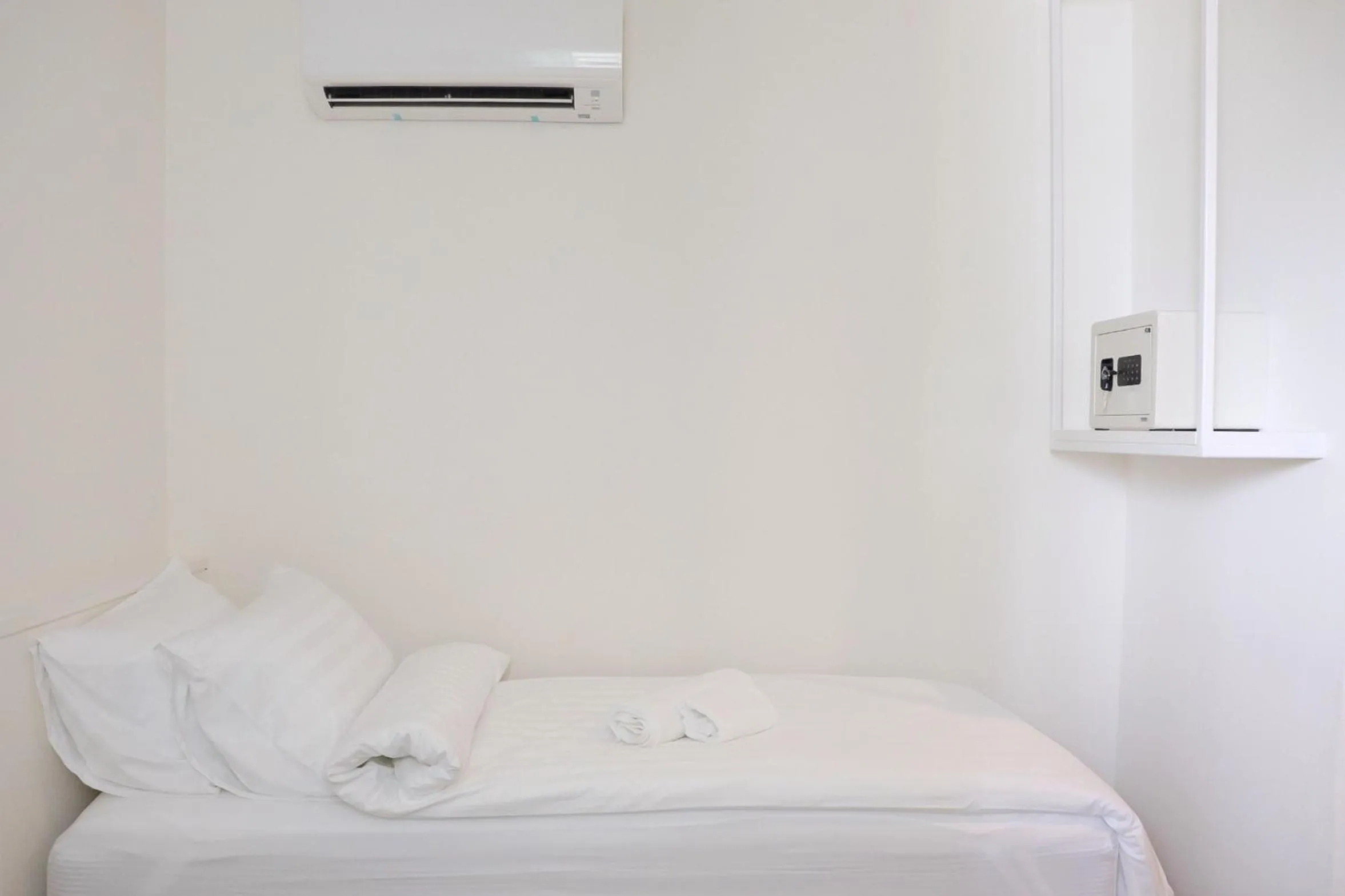 Bed in ResT Bangkok Poshtel