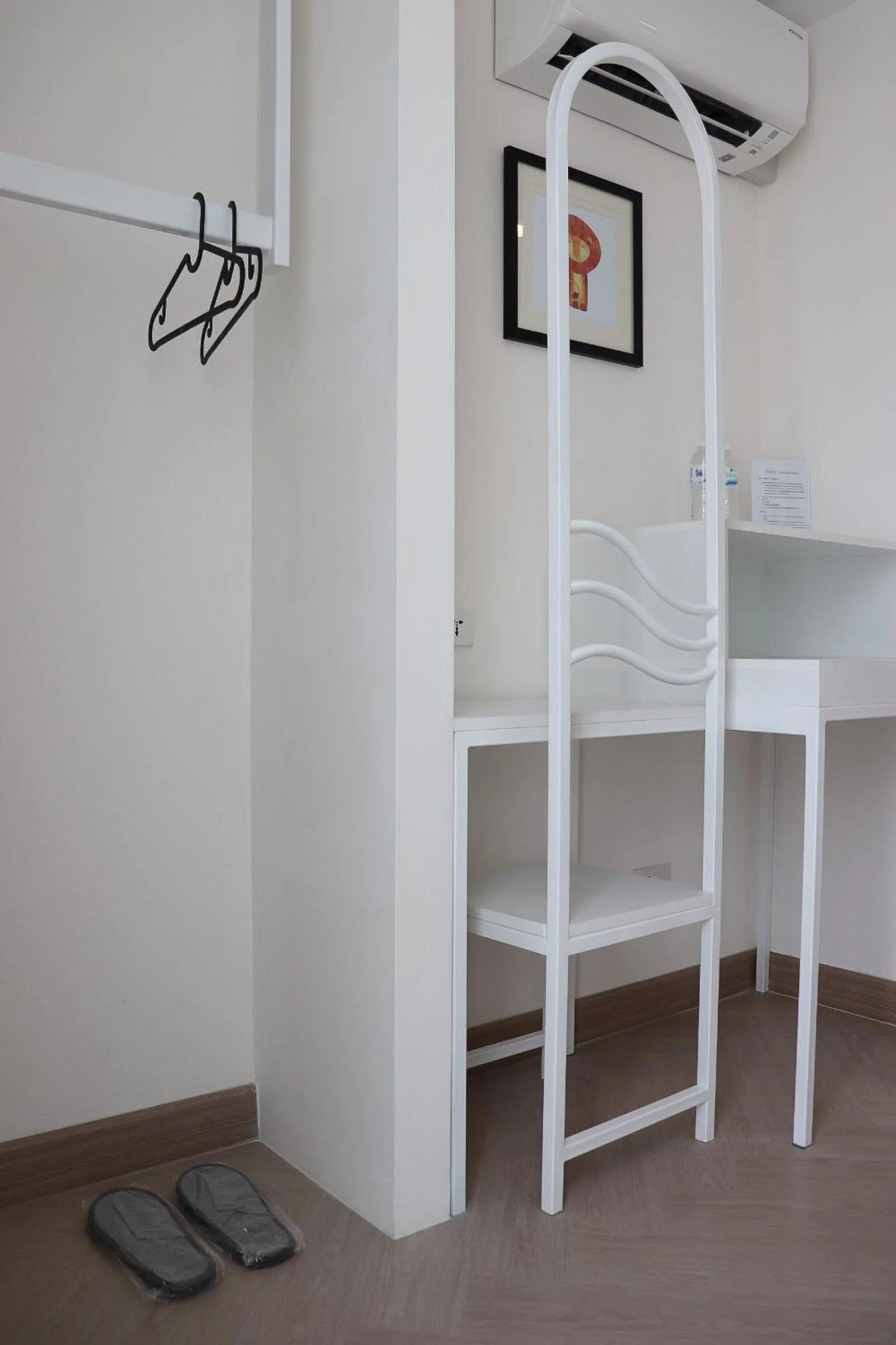 furniture in ResT Bangkok Poshtel