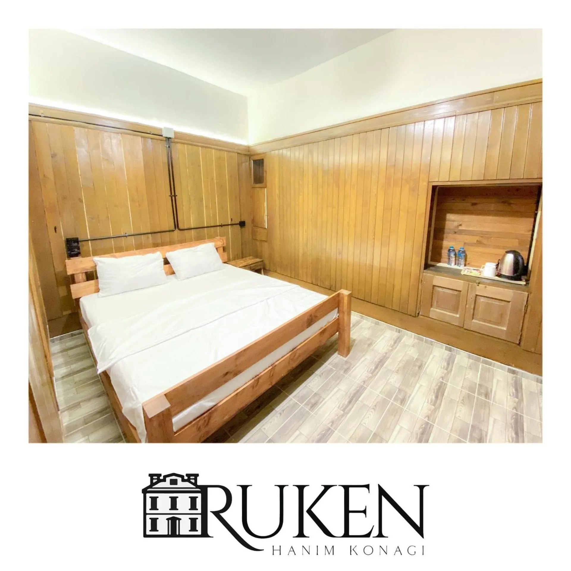 Bed in Ruken Hanım Konağı