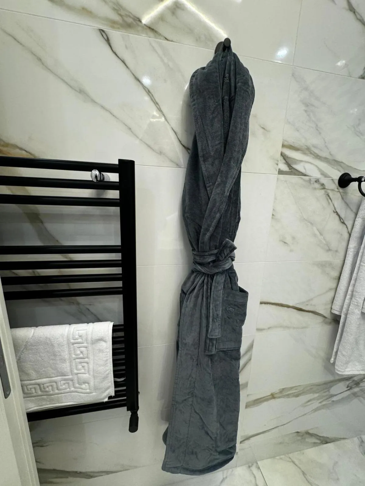 Bathroom in Studio Bianca in complex Sea On Mamaia Nord