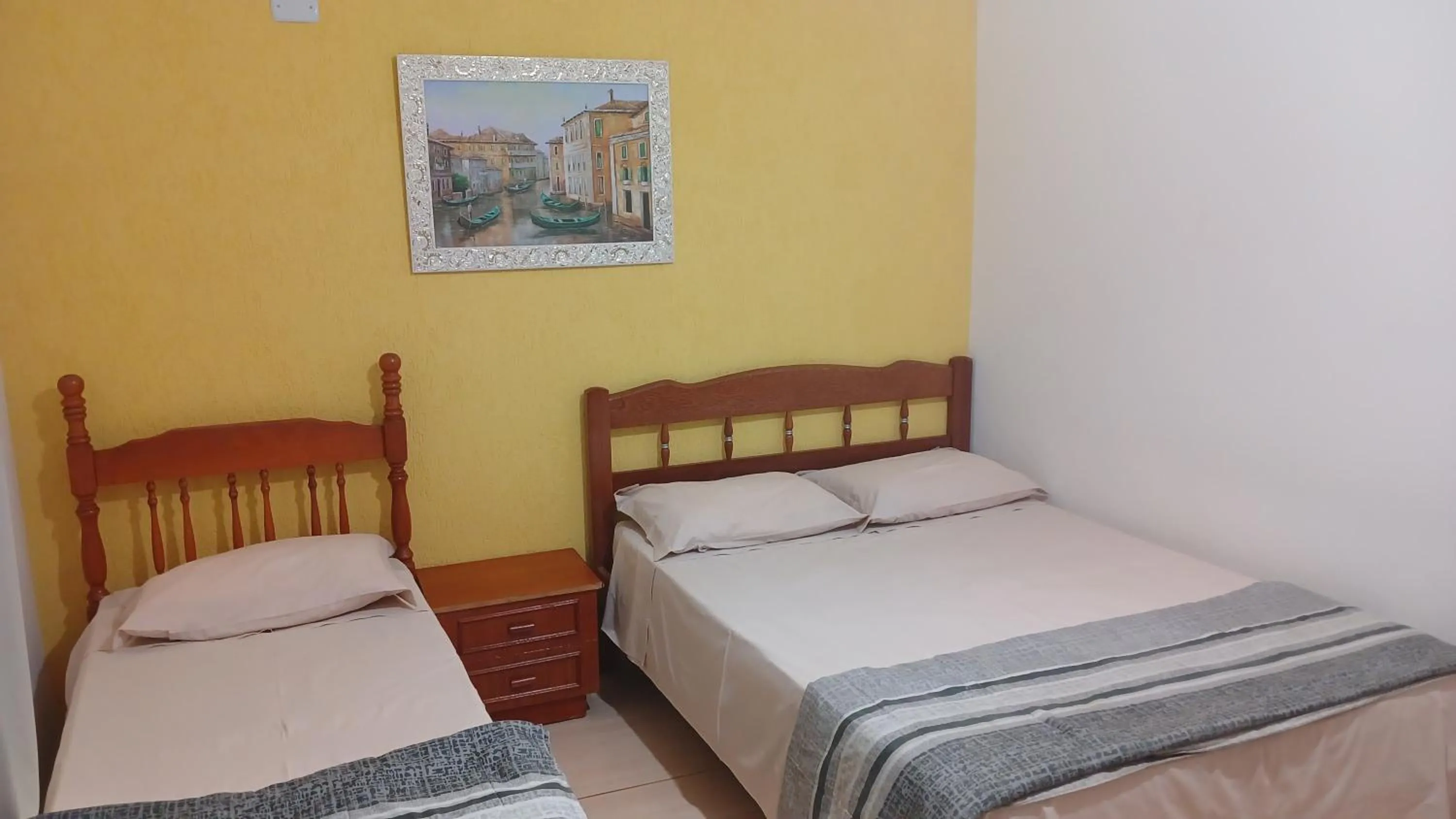 Bed in Park Hotel