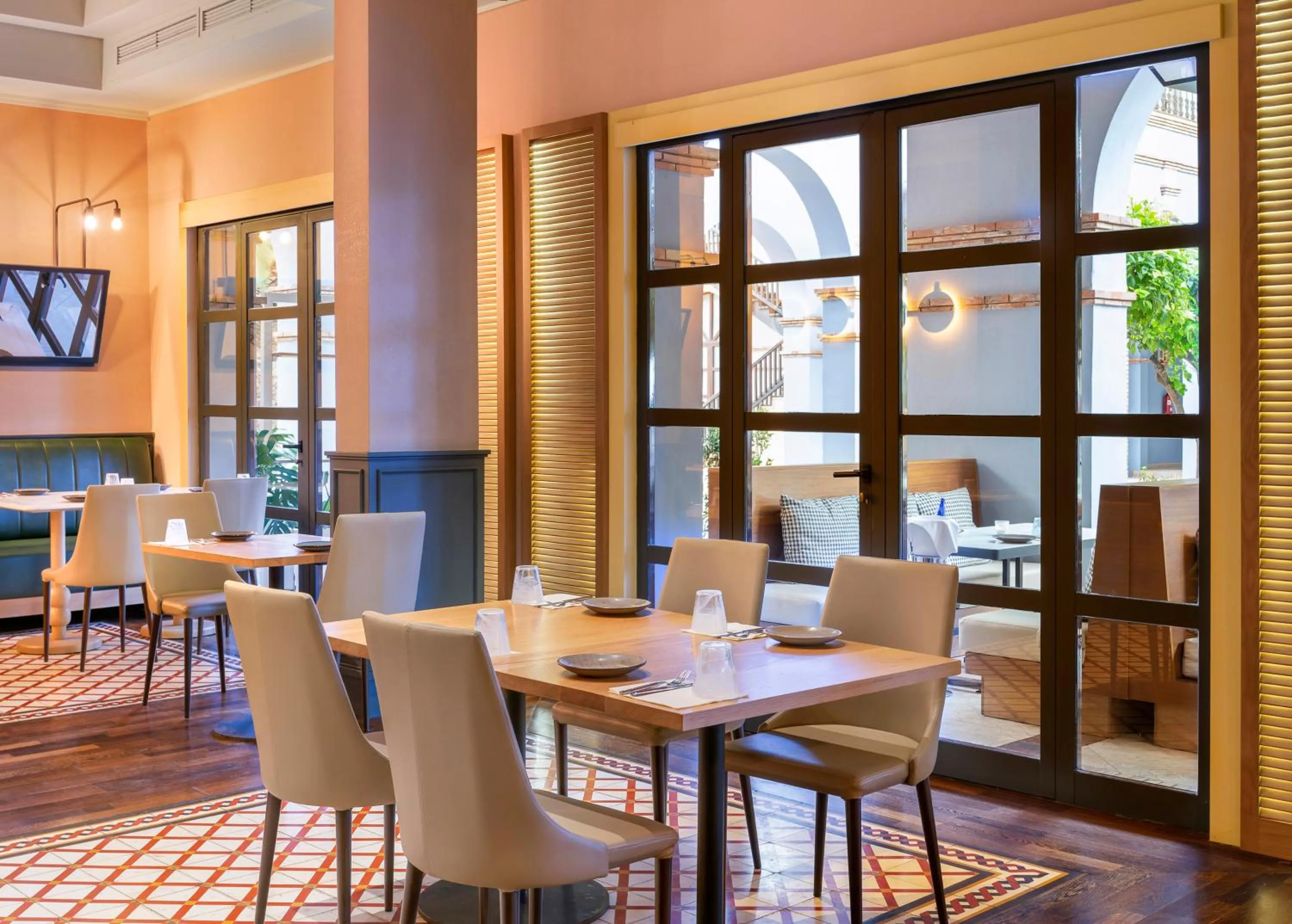 Restaurant/places to eat in The Level at Meliá Villaitana