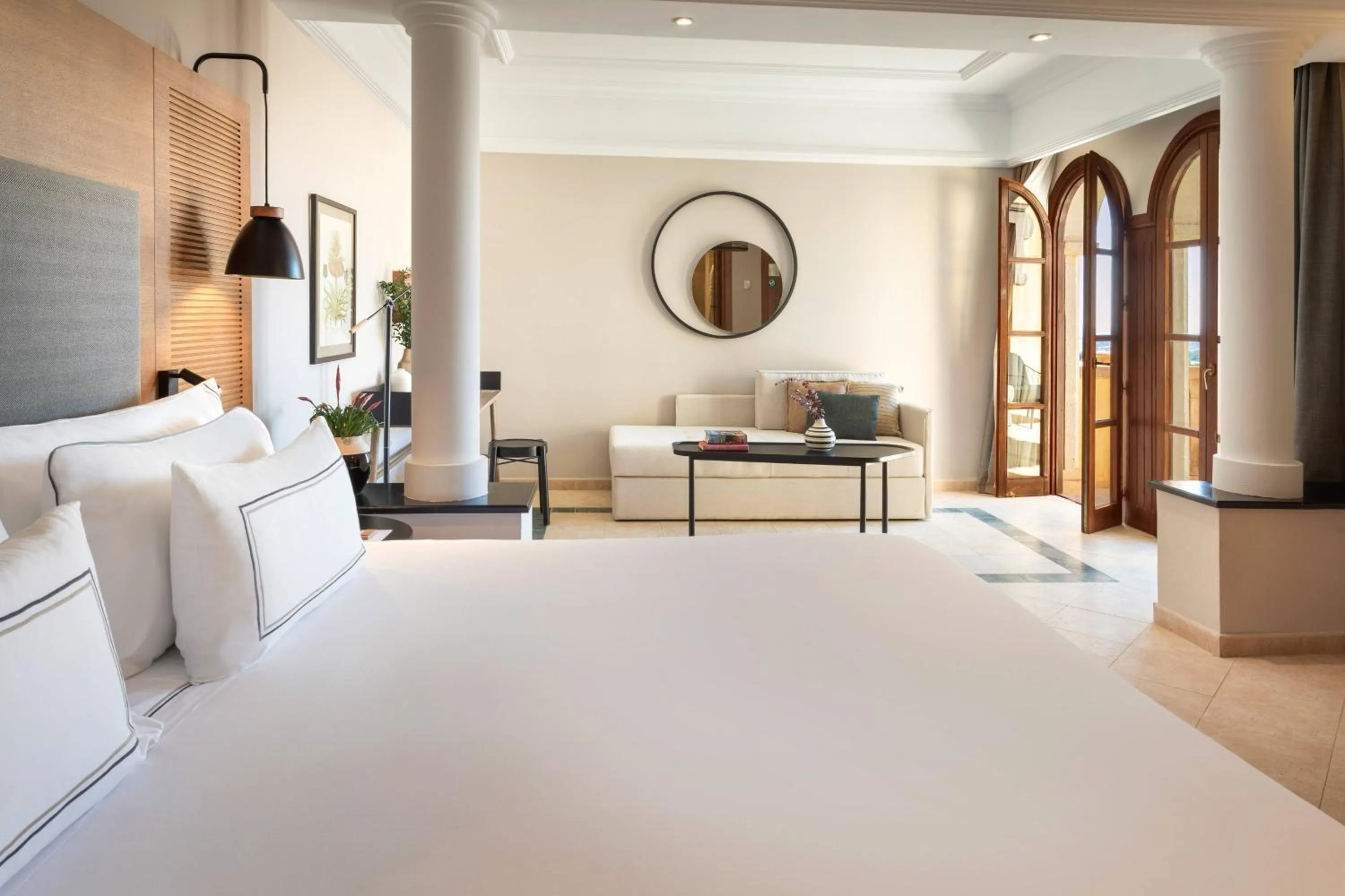 Property building, Bed in The Level at Meliá Villaitana