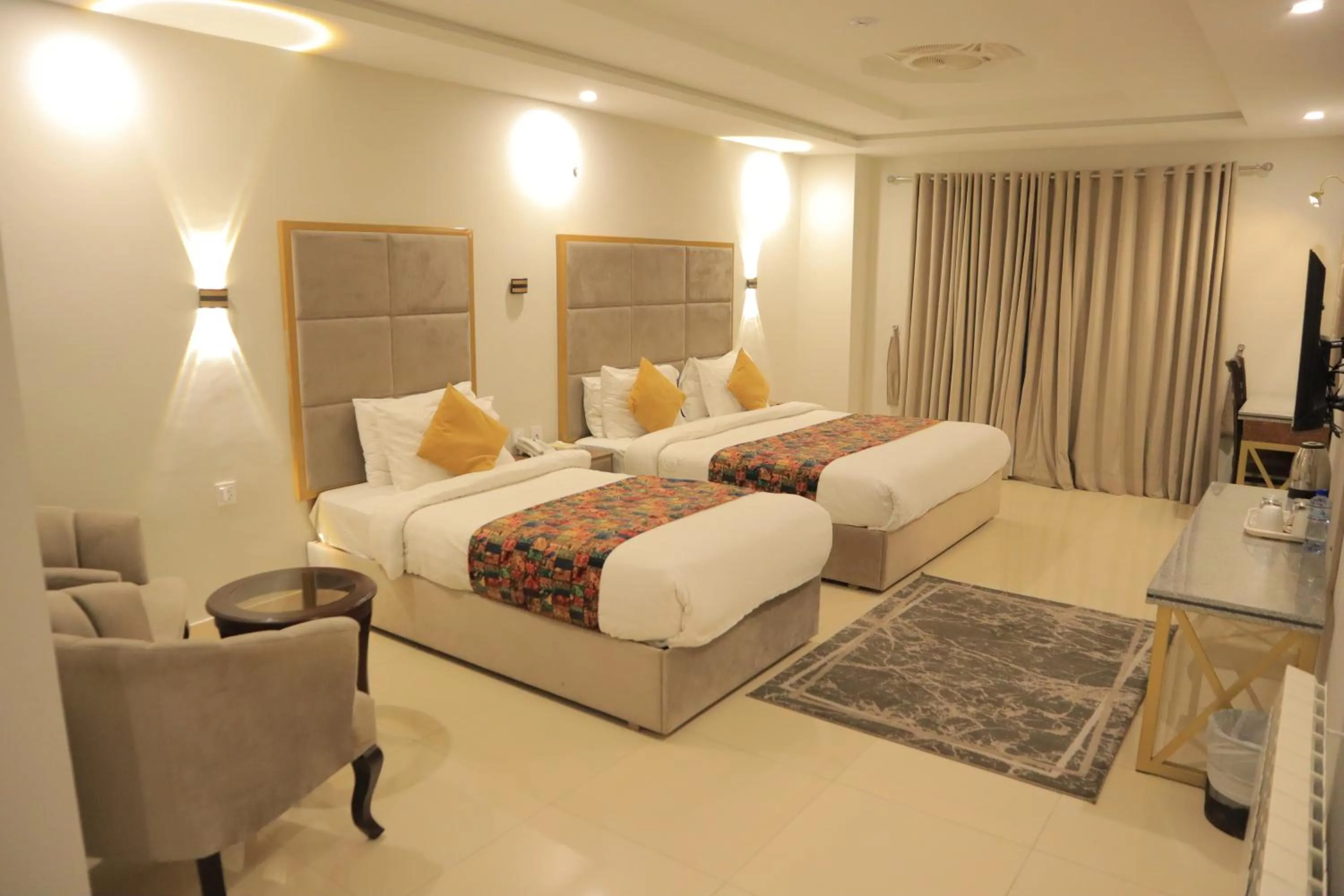 Bedroom, Bed in Destination Hotel Murree