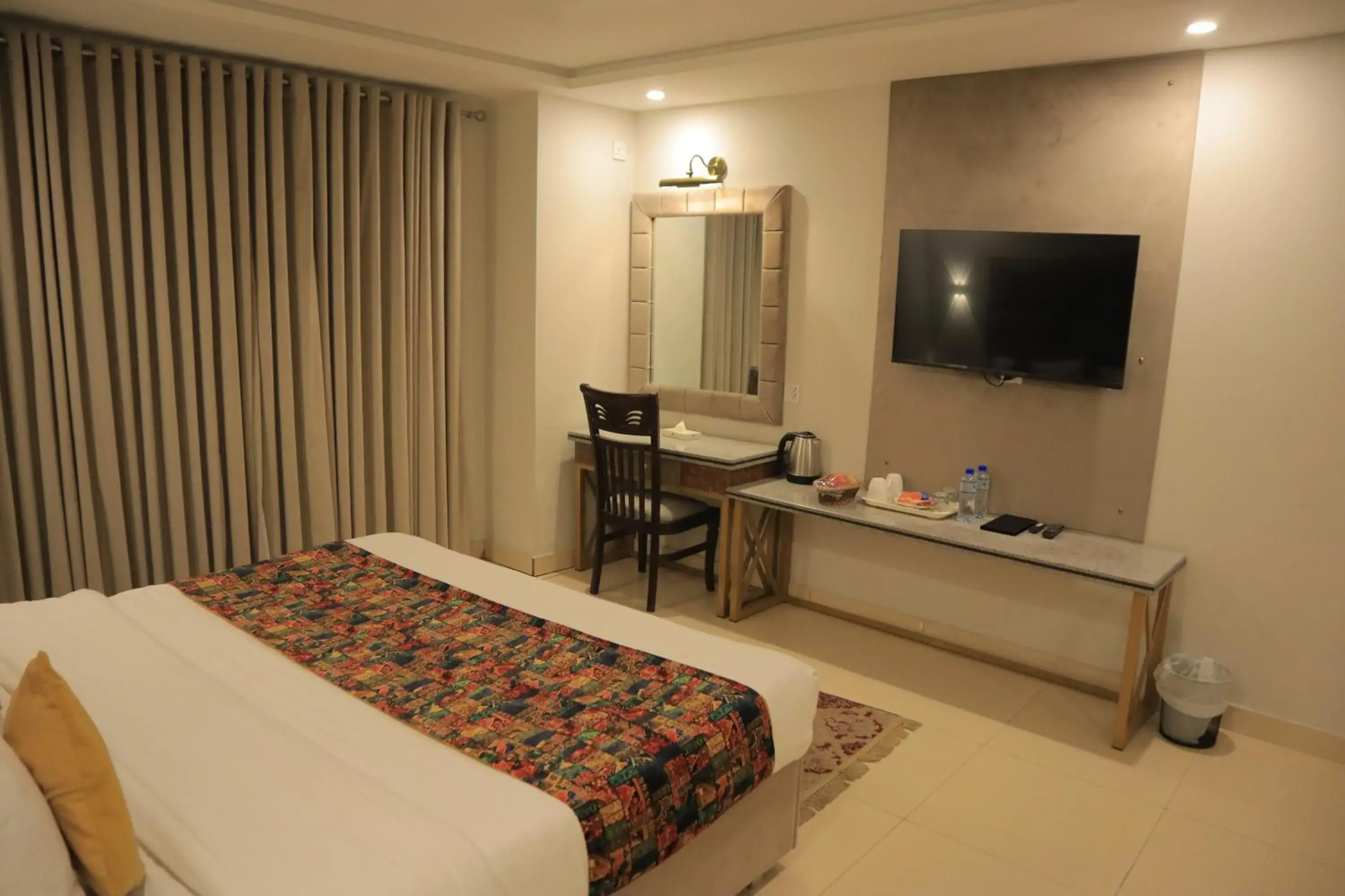 Two-Bedroom Suite in Destination Hotel Murree Two-Bedroom Suite in Destination Hotel Murree