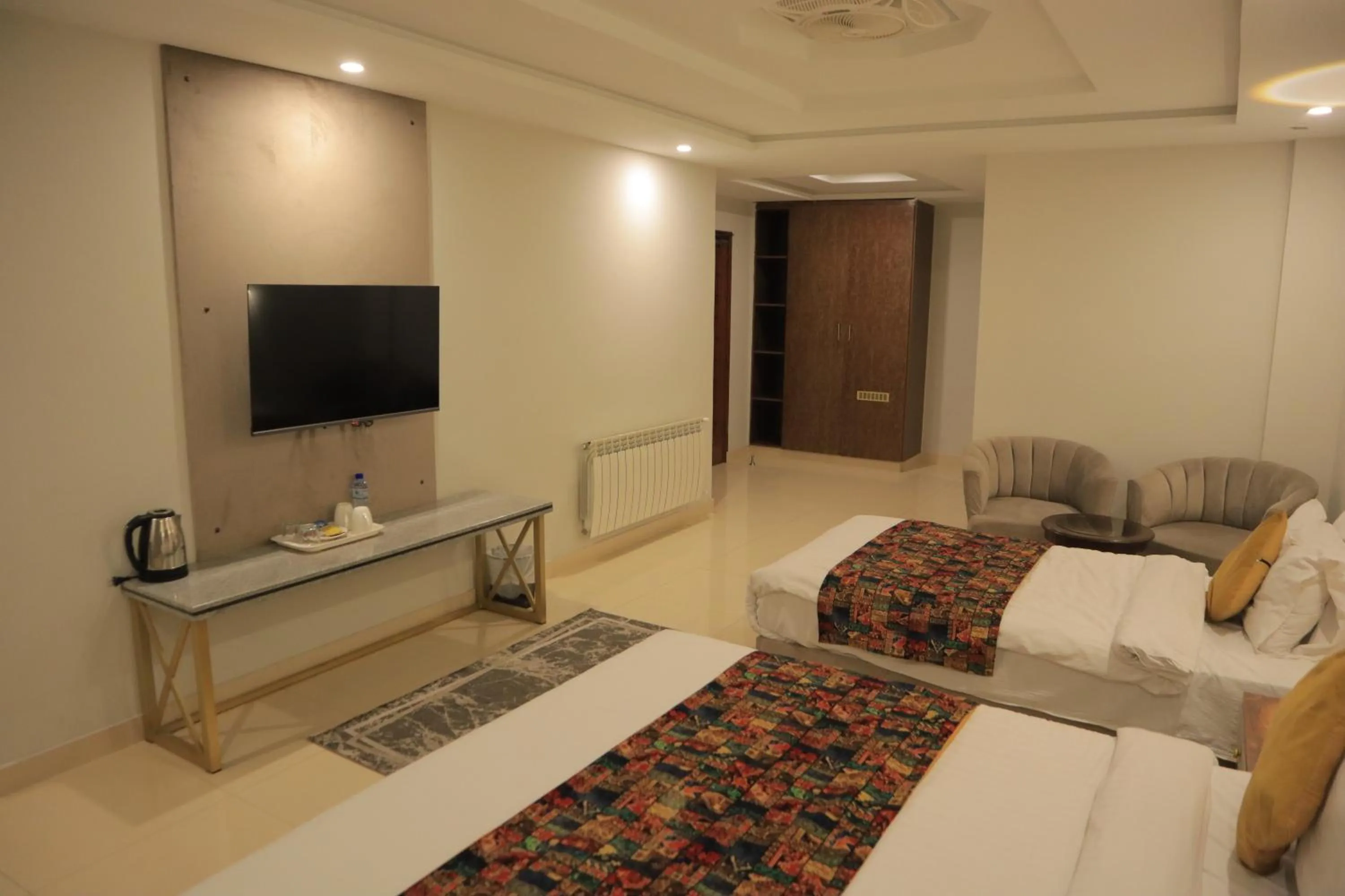 Bed in Destination Hotel Murree