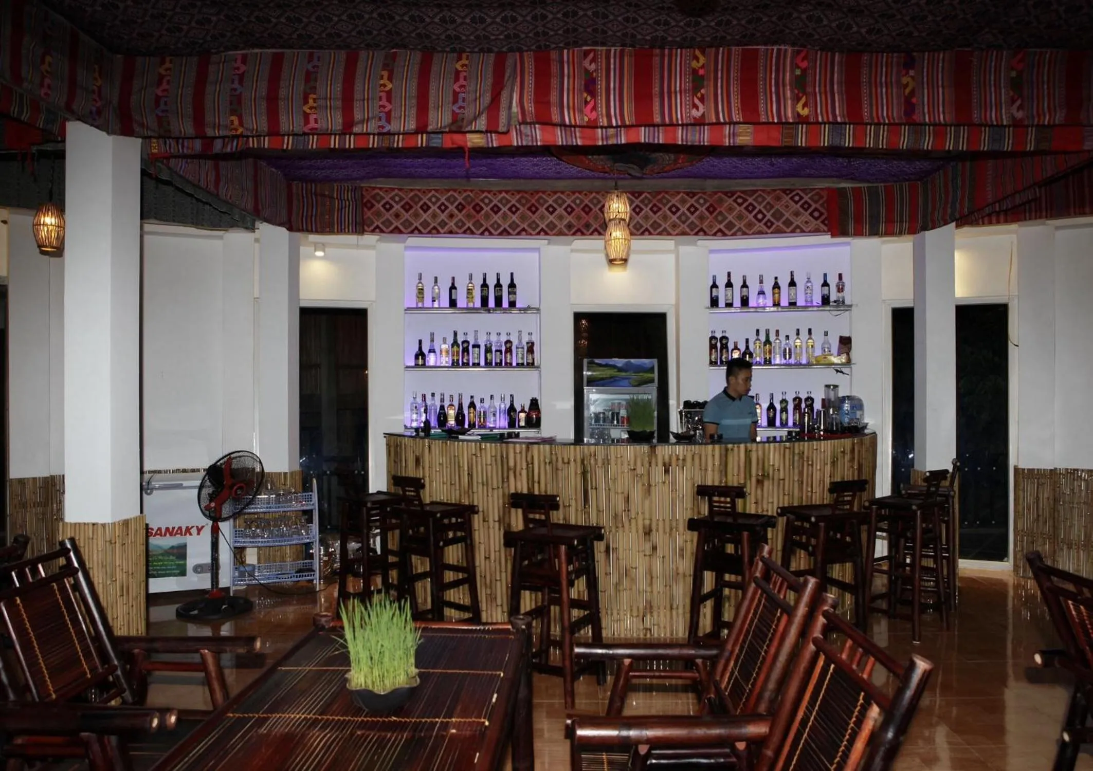 Lounge or bar in Mai Chau Sunset Boutique Hotel