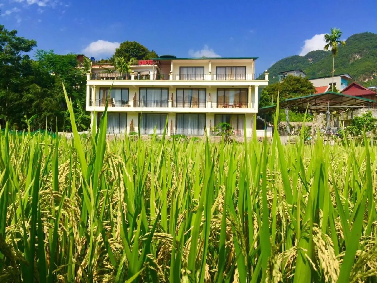 Mai Chau Sunset Boutique Hotel