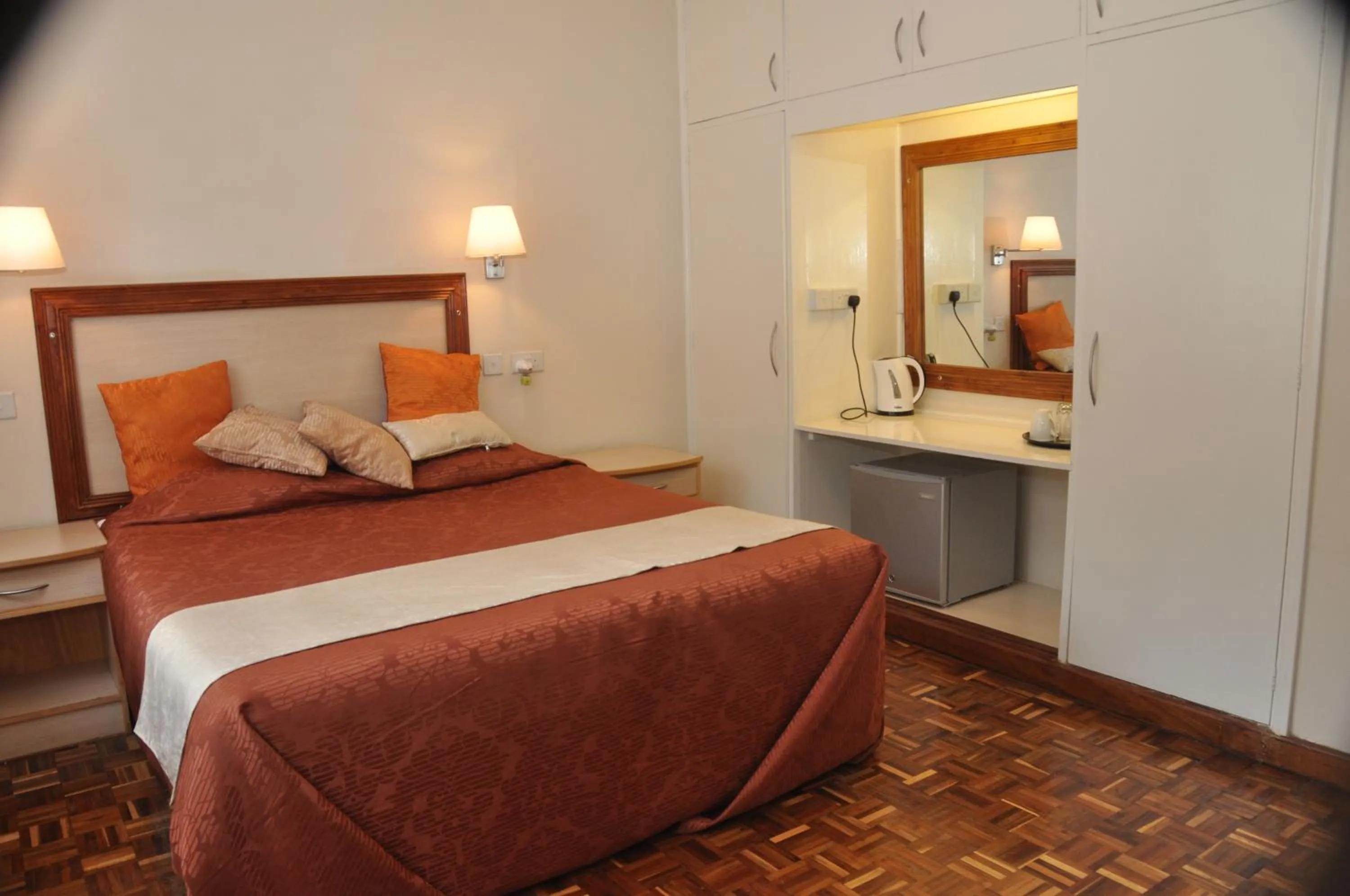 Bed in Hotel Riverview Westlands