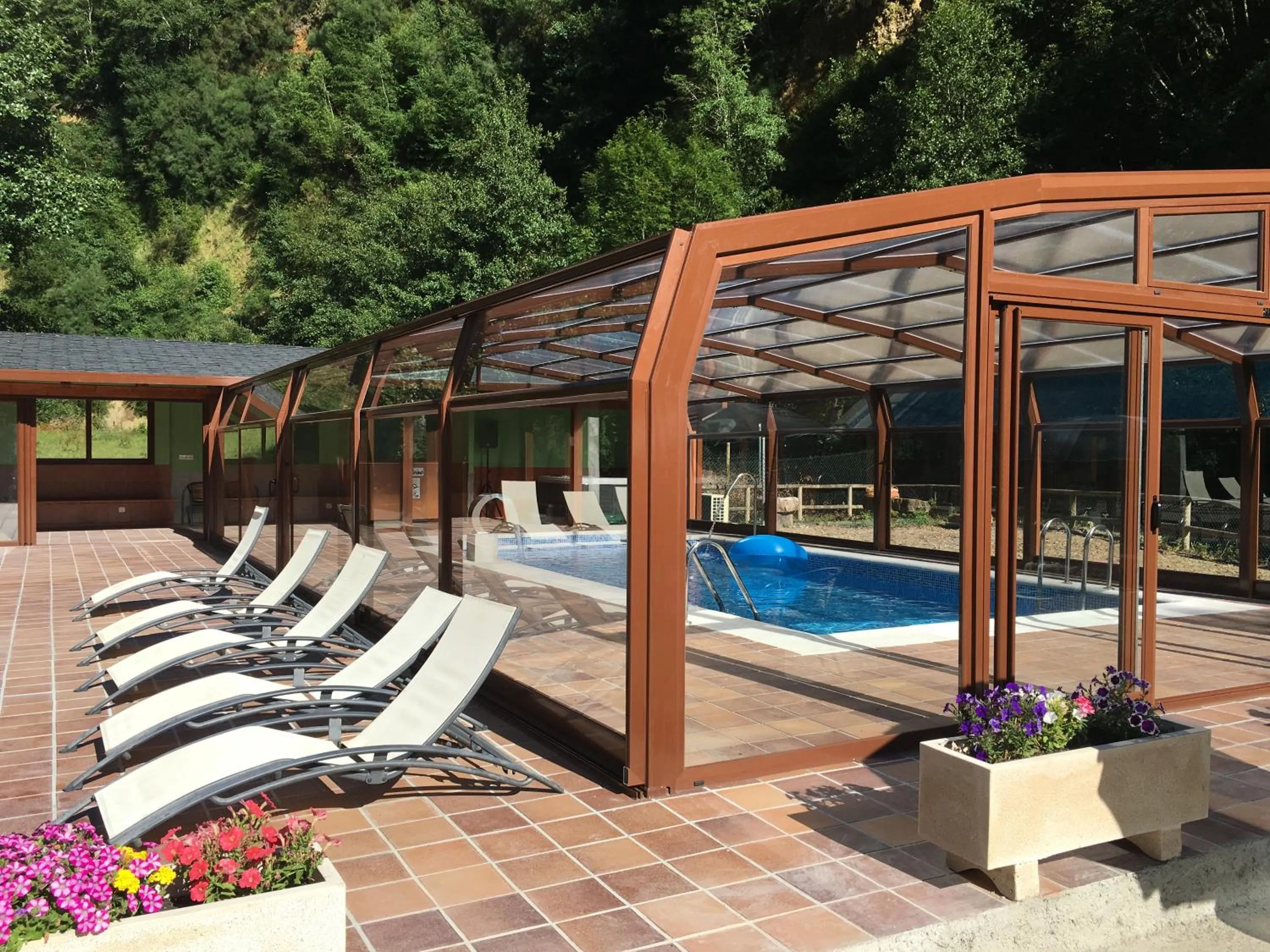 Swimming pool in Tixileiro