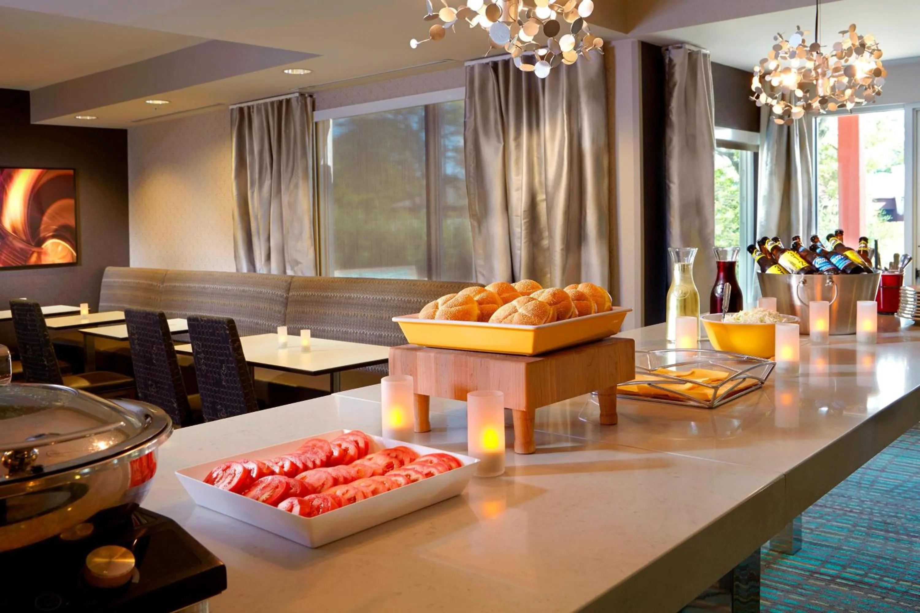 Restaurant/places to eat in Residence Inn by Marriott Columbus Dublin