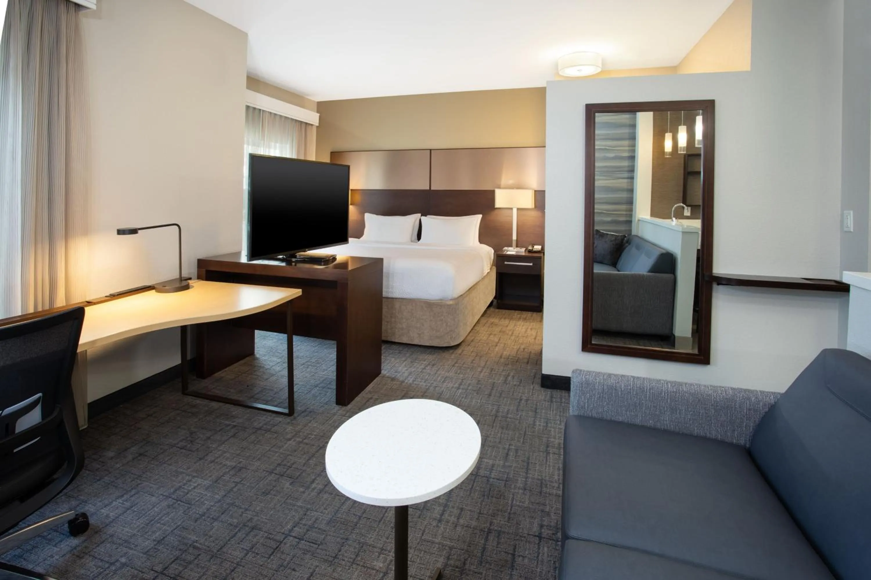 Living room, Bed in Residence Inn by Marriott Columbus Dublin