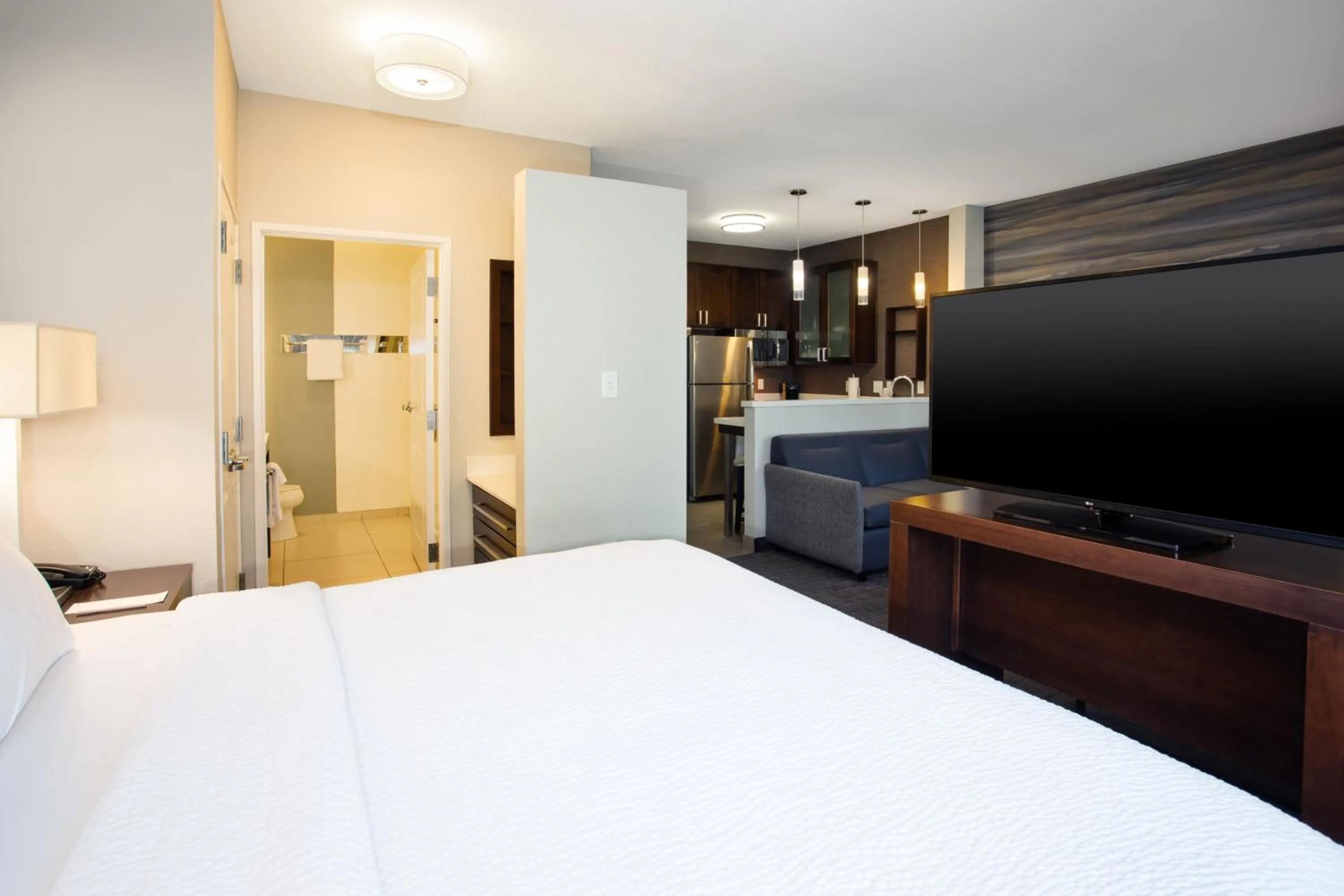 Photo of the whole room, Bed in Residence Inn by Marriott Columbus Dublin
