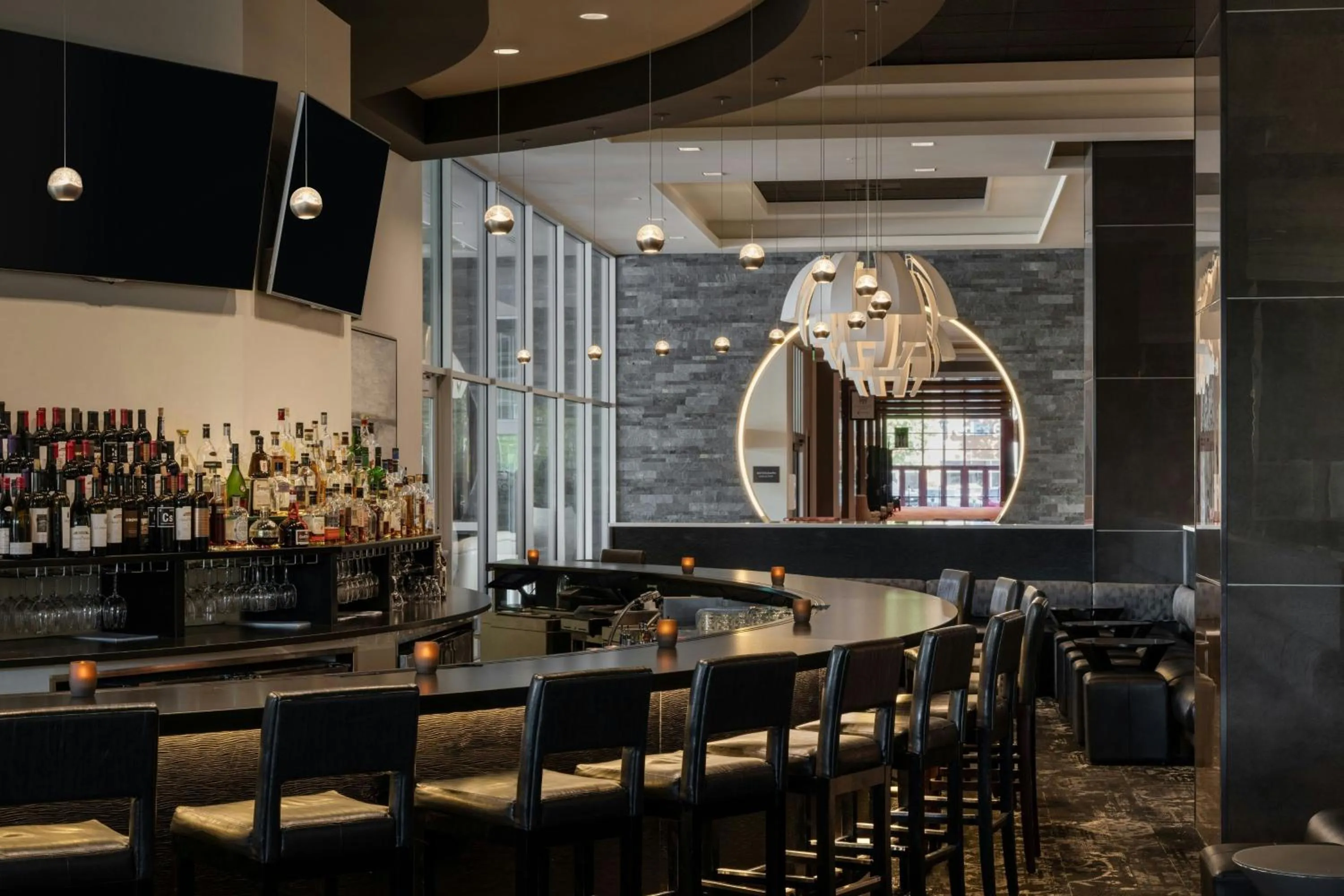 Restaurant/places to eat in The Davenport Grand, Autograph Collection