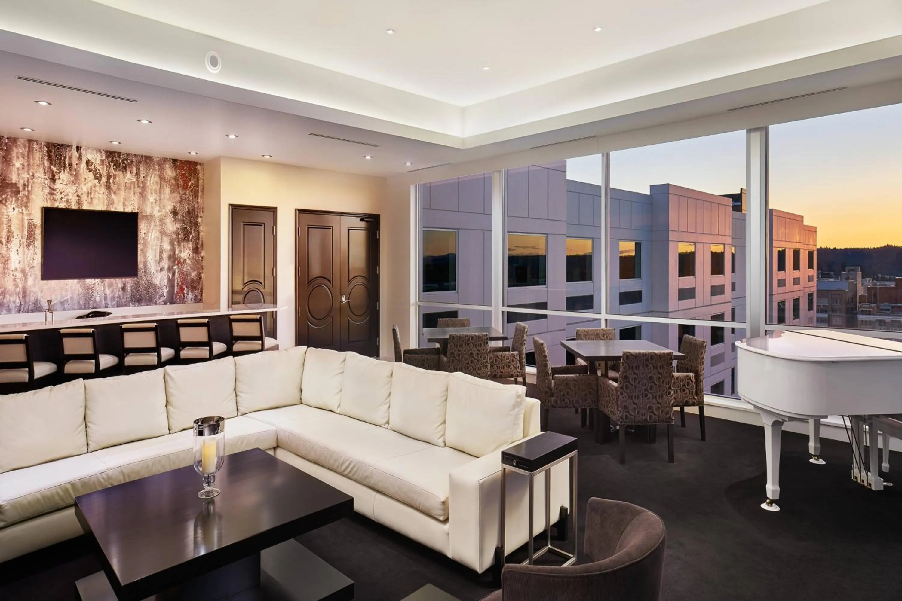 Bedroom in The Davenport Grand, Autograph Collection