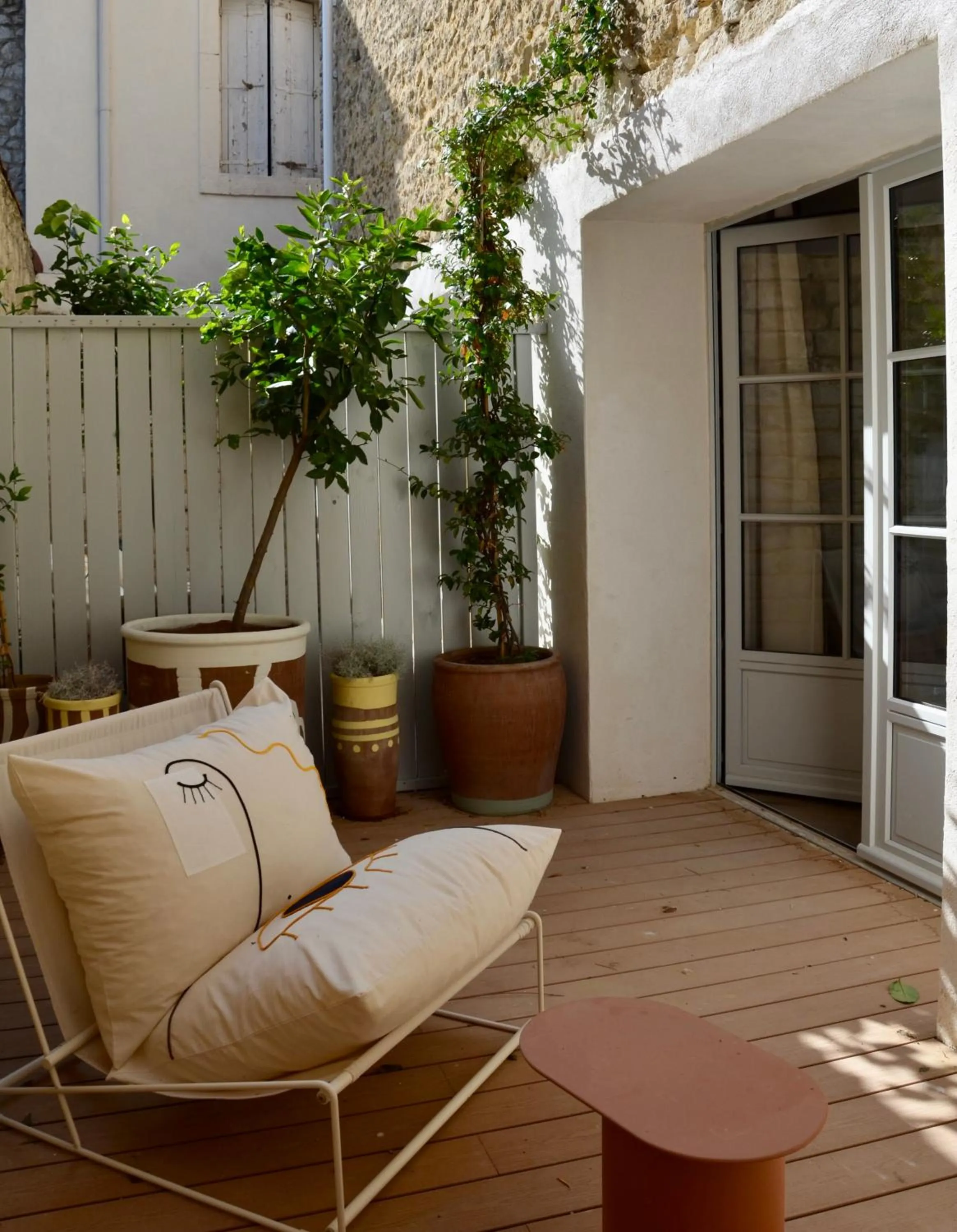 Patio in Hotel Maison Soleil