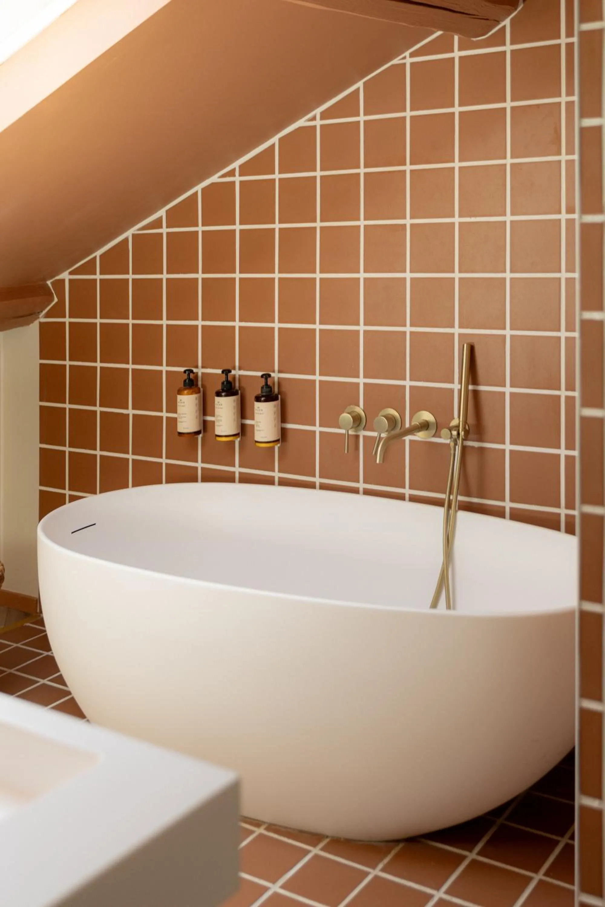 Bathroom in Hotel M Soleil - Montpellier Centre Saint Roch