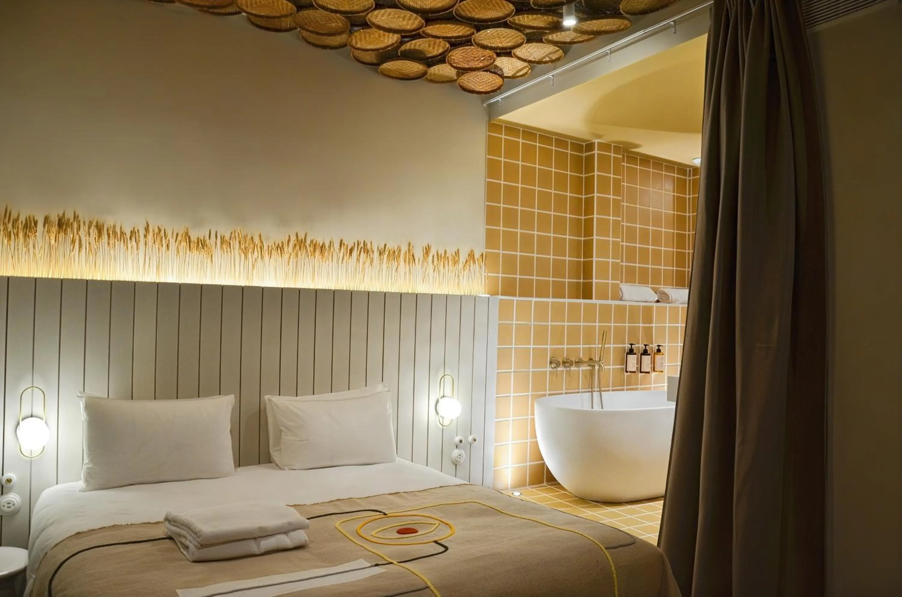 Bed in Hotel Maison Soleil