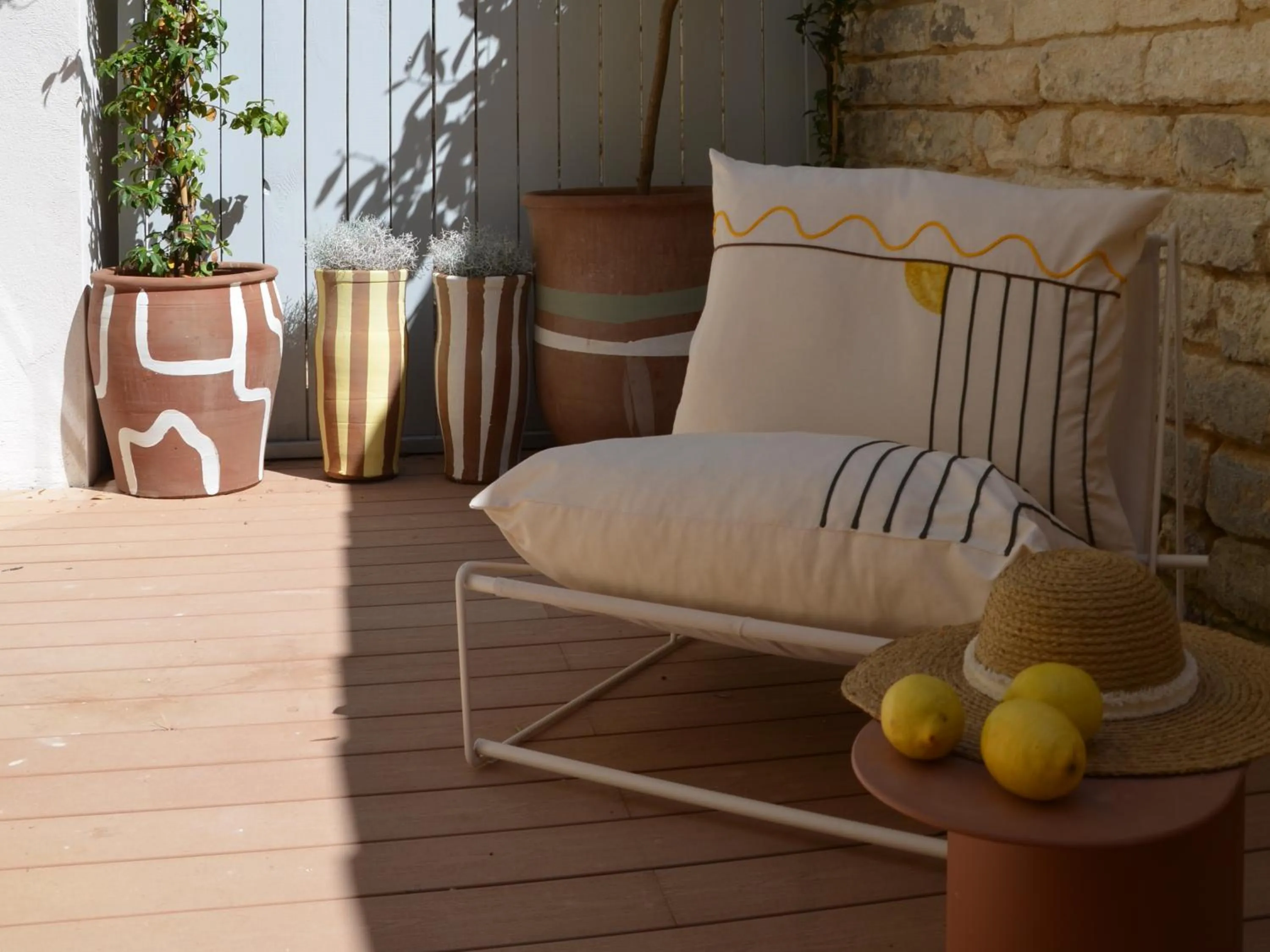 Patio in Hotel M Soleil - Montpellier Centre Saint Roch