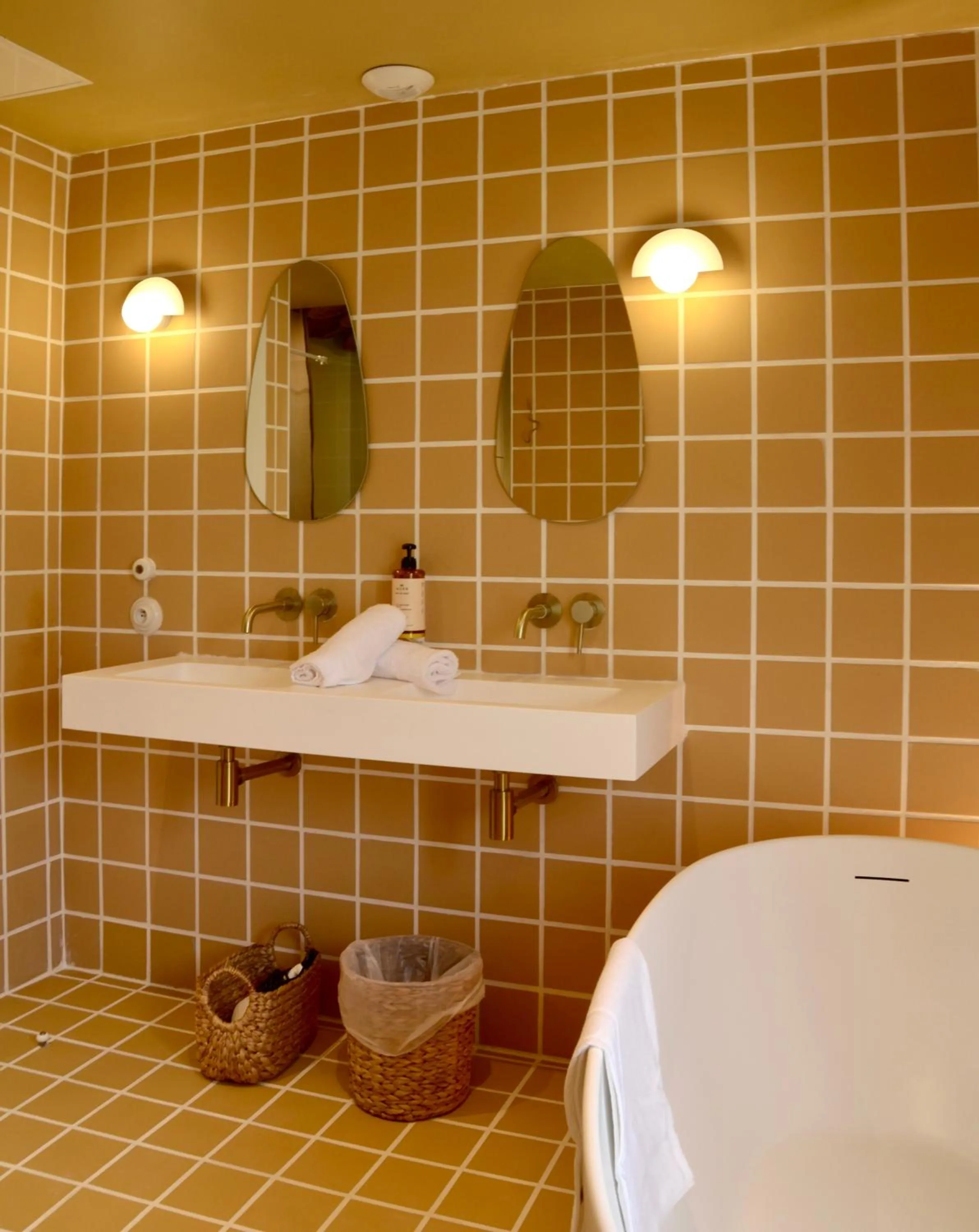 Bathroom in Hotel Maison Soleil