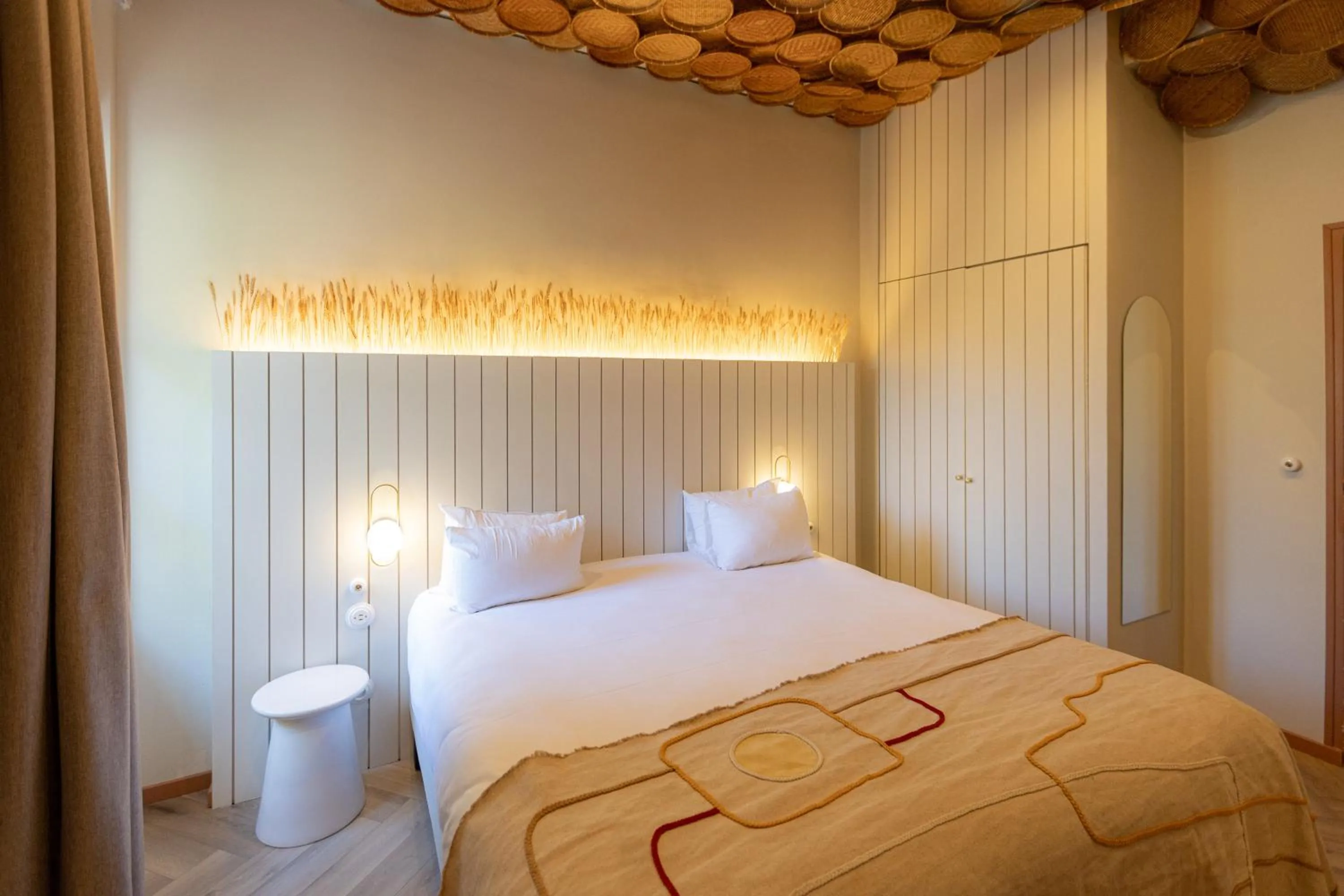 Bedroom, Bed in Hotel M Soleil - Montpellier Centre Saint Roch