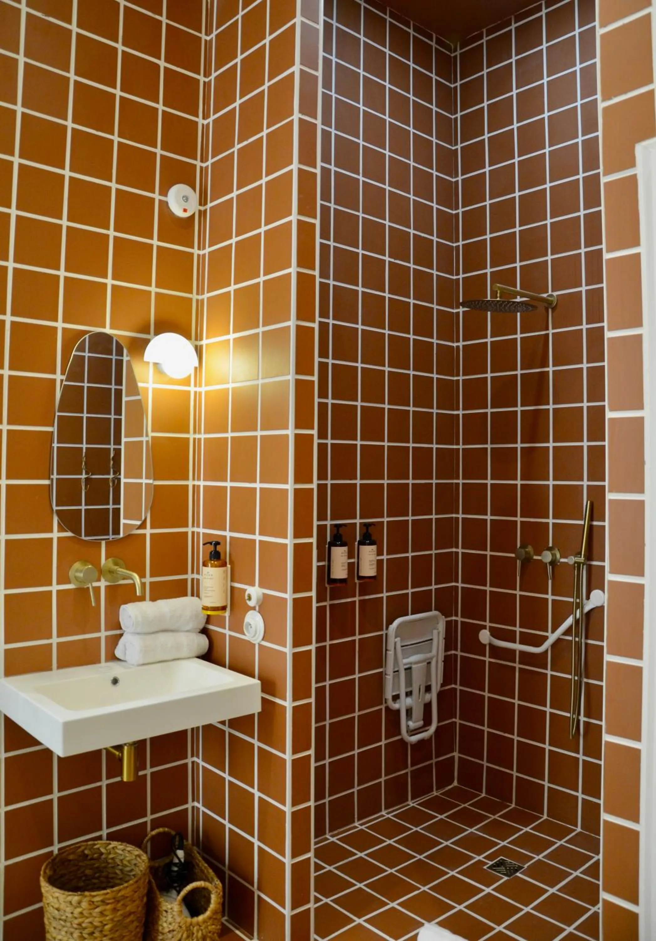 Bathroom in Hotel Maison Soleil