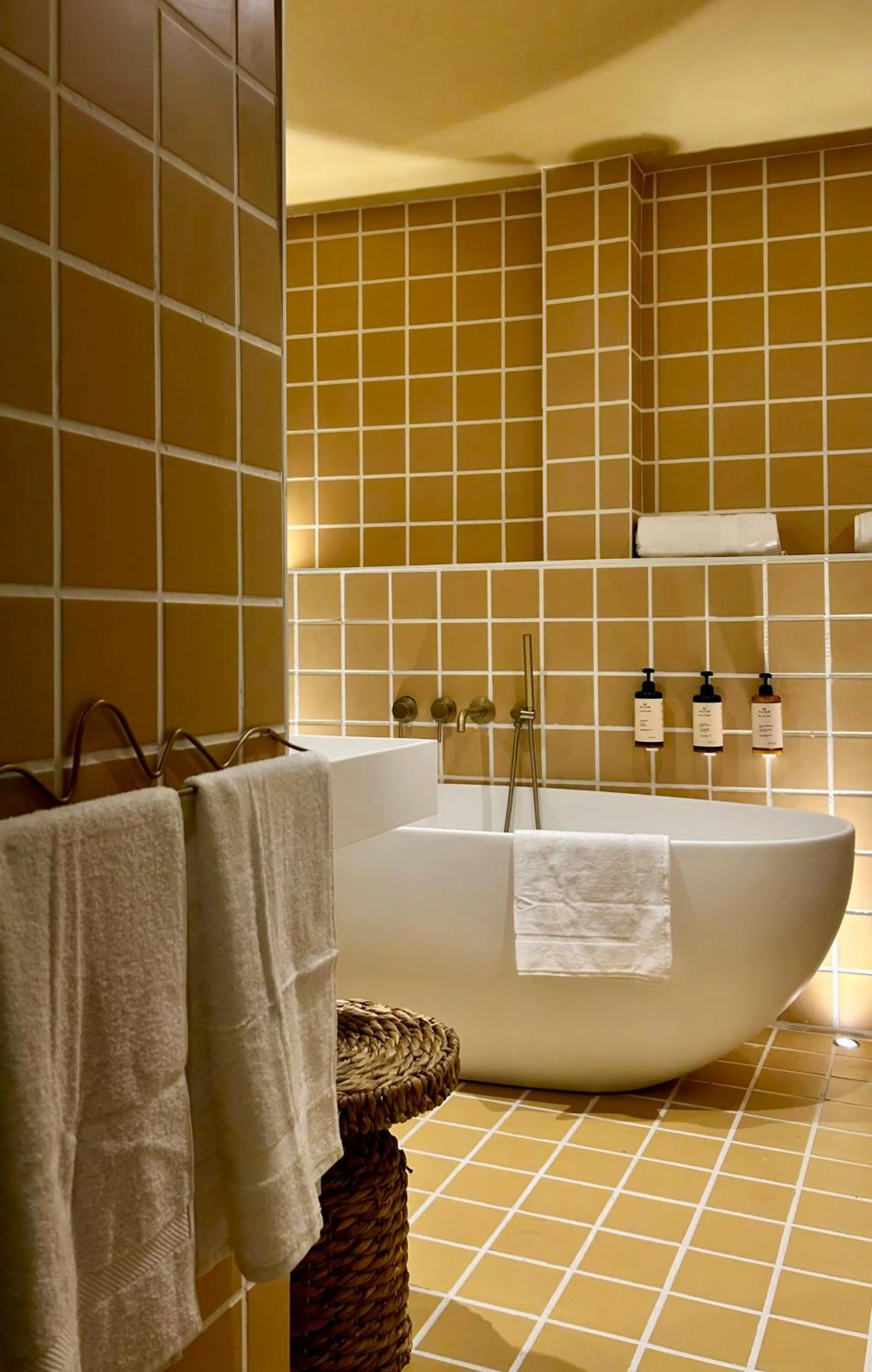 Bath in Hotel Maison Soleil