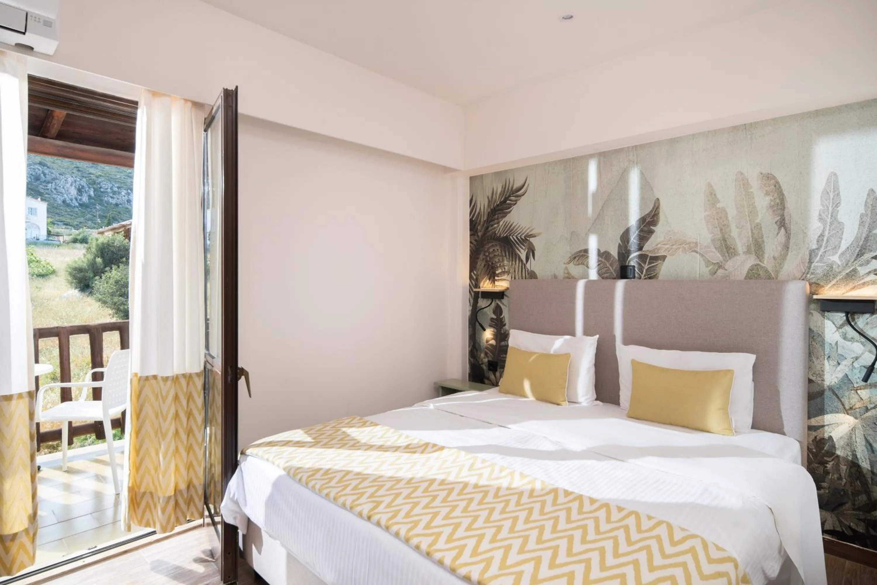 Bedroom, Bed in Monemvasia Green Apartments