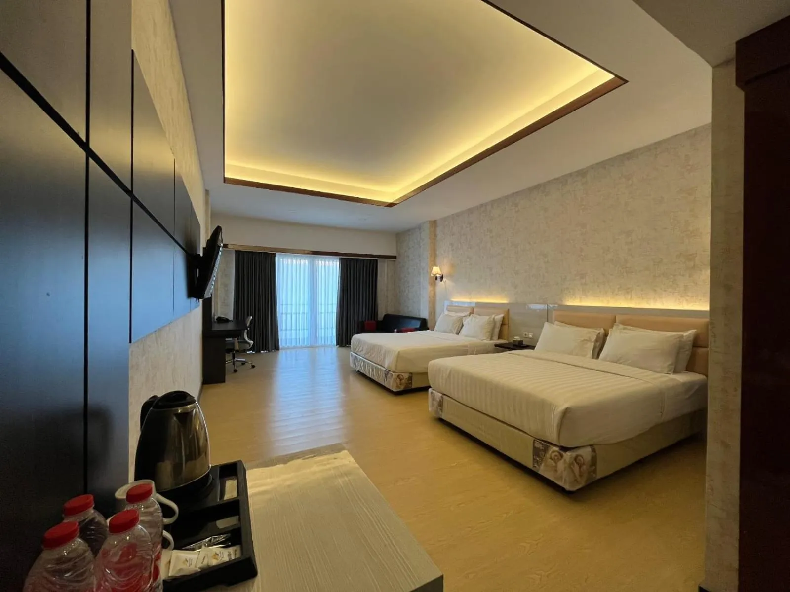 Bedroom, Bed in Grand Cahaya Hotel Pangandaran