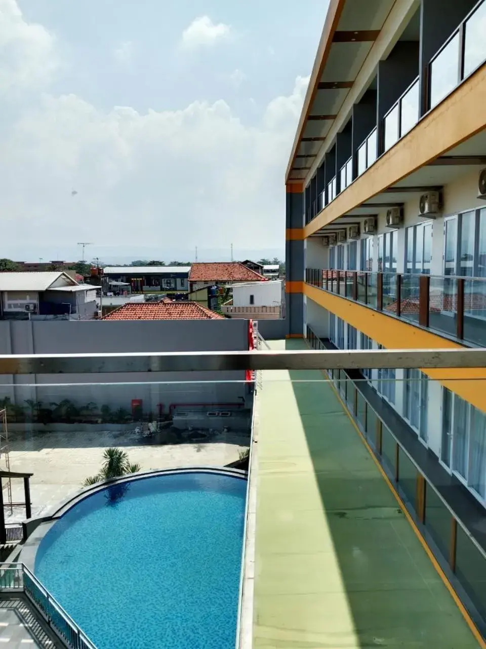 Twin Room in Grand Cahaya Hotel Pangandaran Twin Room in Grand Cahaya Hotel Pangandaran