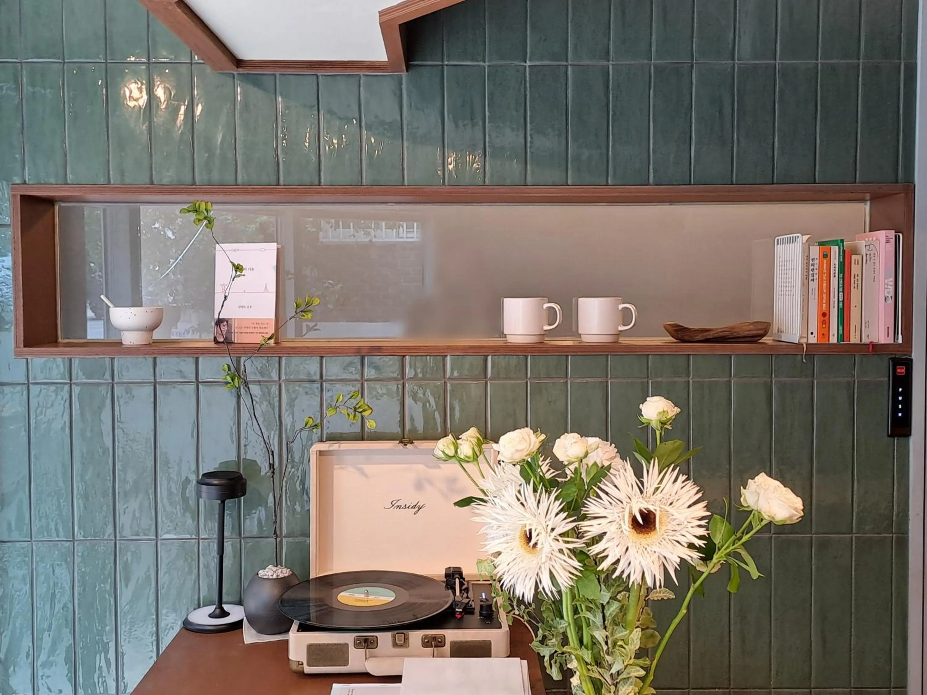 Restaurant/places to eat in The Phase Boutique Hotel 동대문