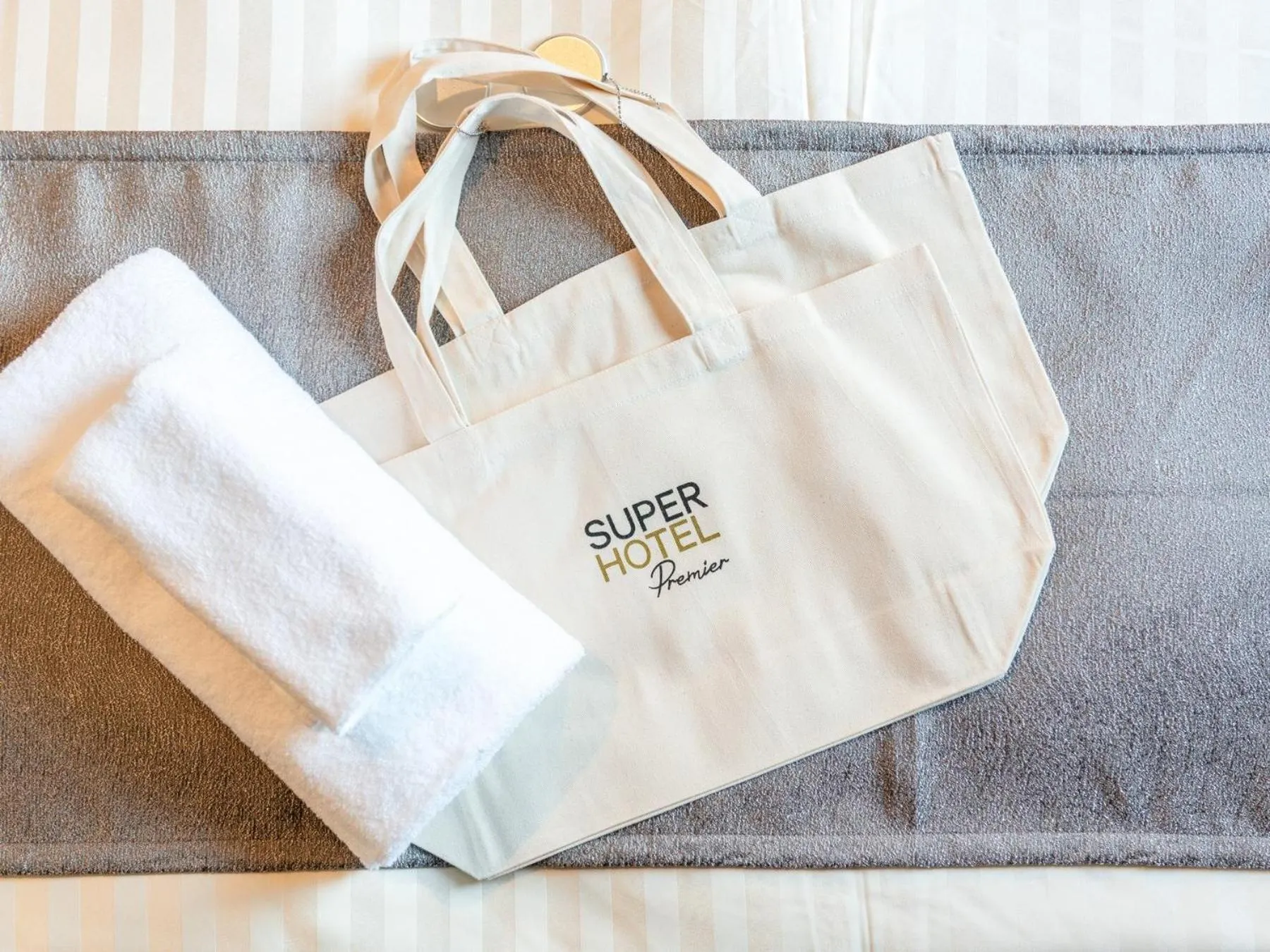 Photo of the whole room in Super Hotel Premier Nagoya Sakuradoriguchi