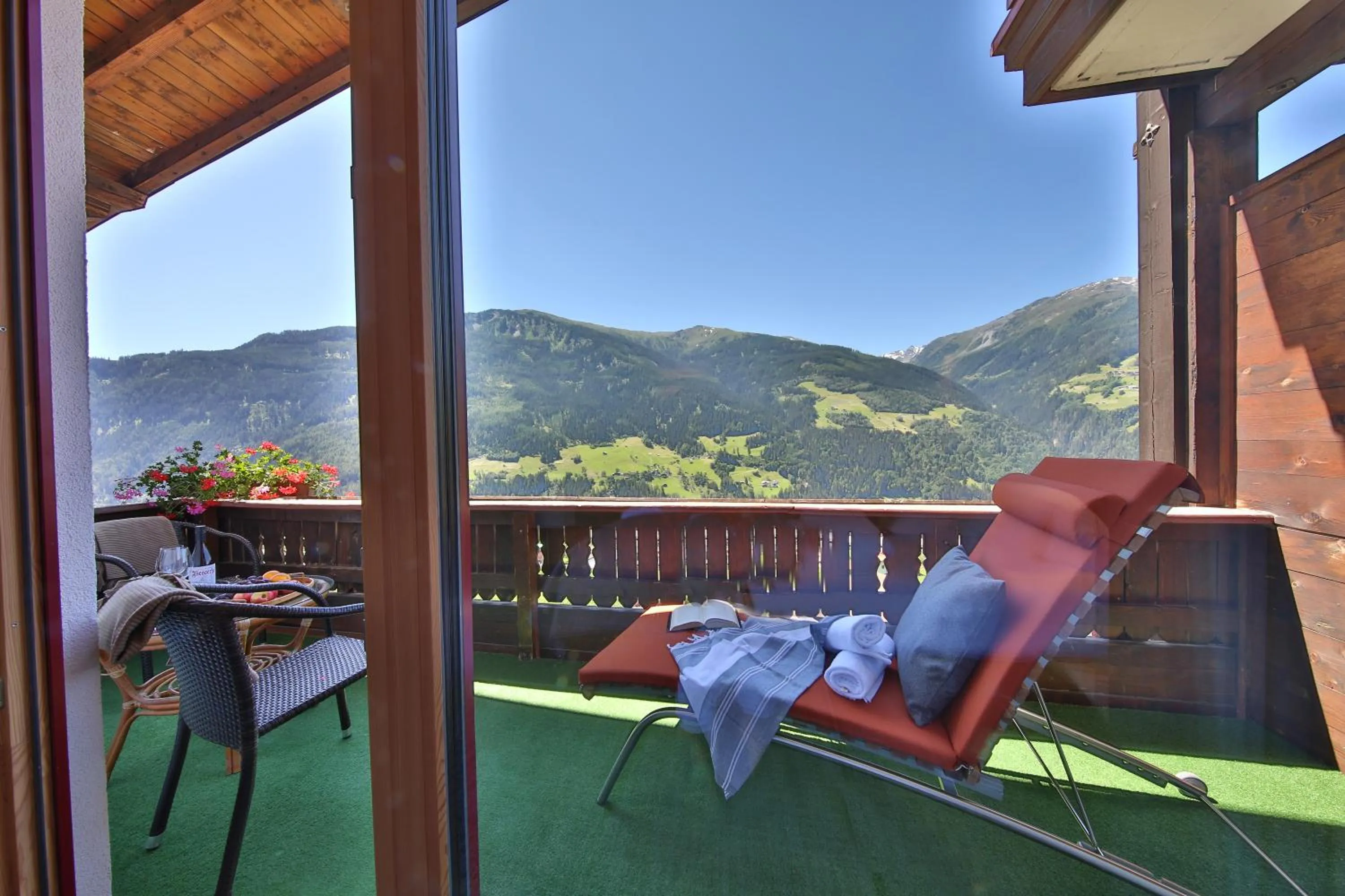 Balcony/Terrace in Panoramahotel Fliesserhof