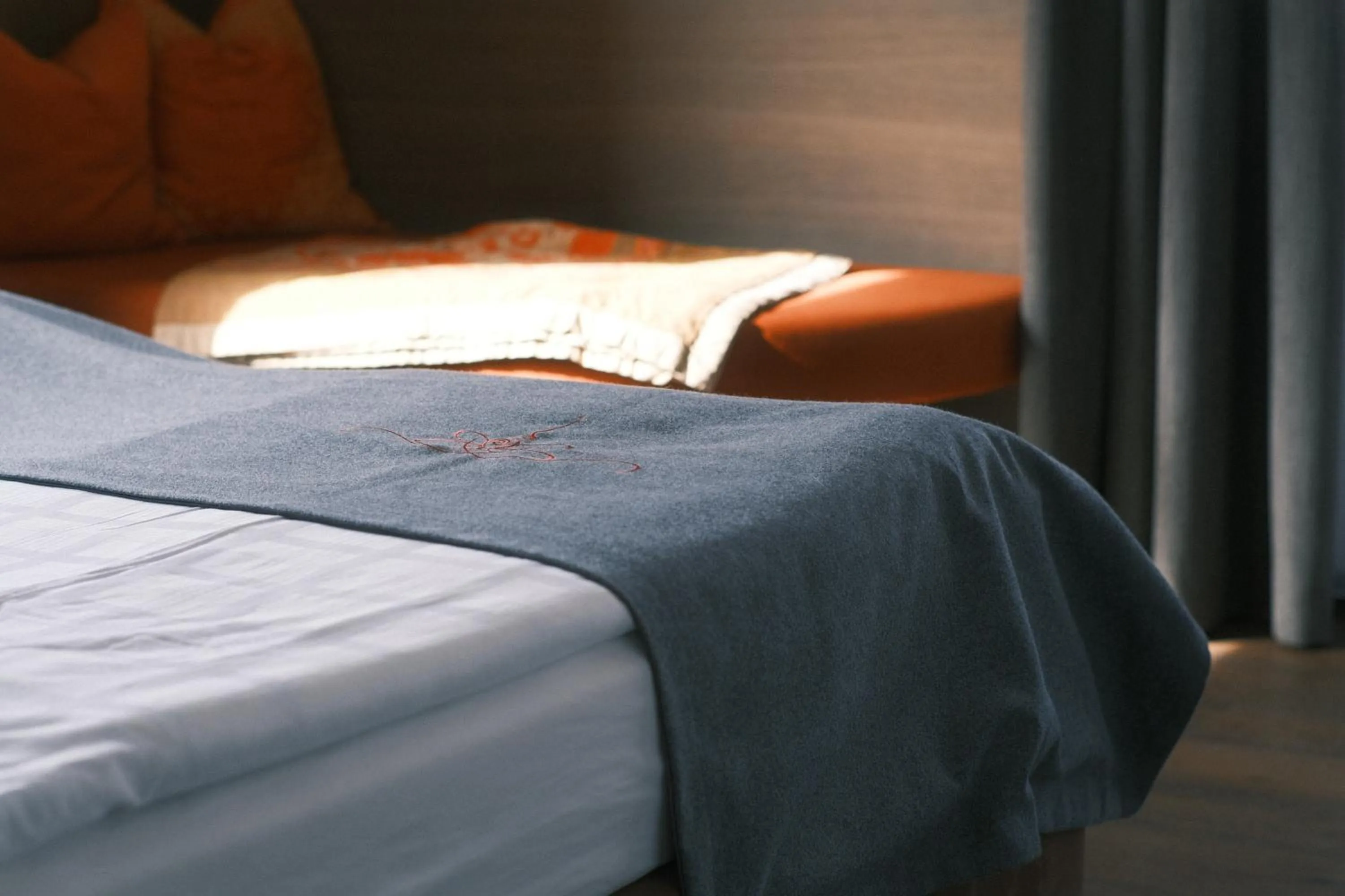 Bedroom, Bed in Panoramahotel Fliesserhof