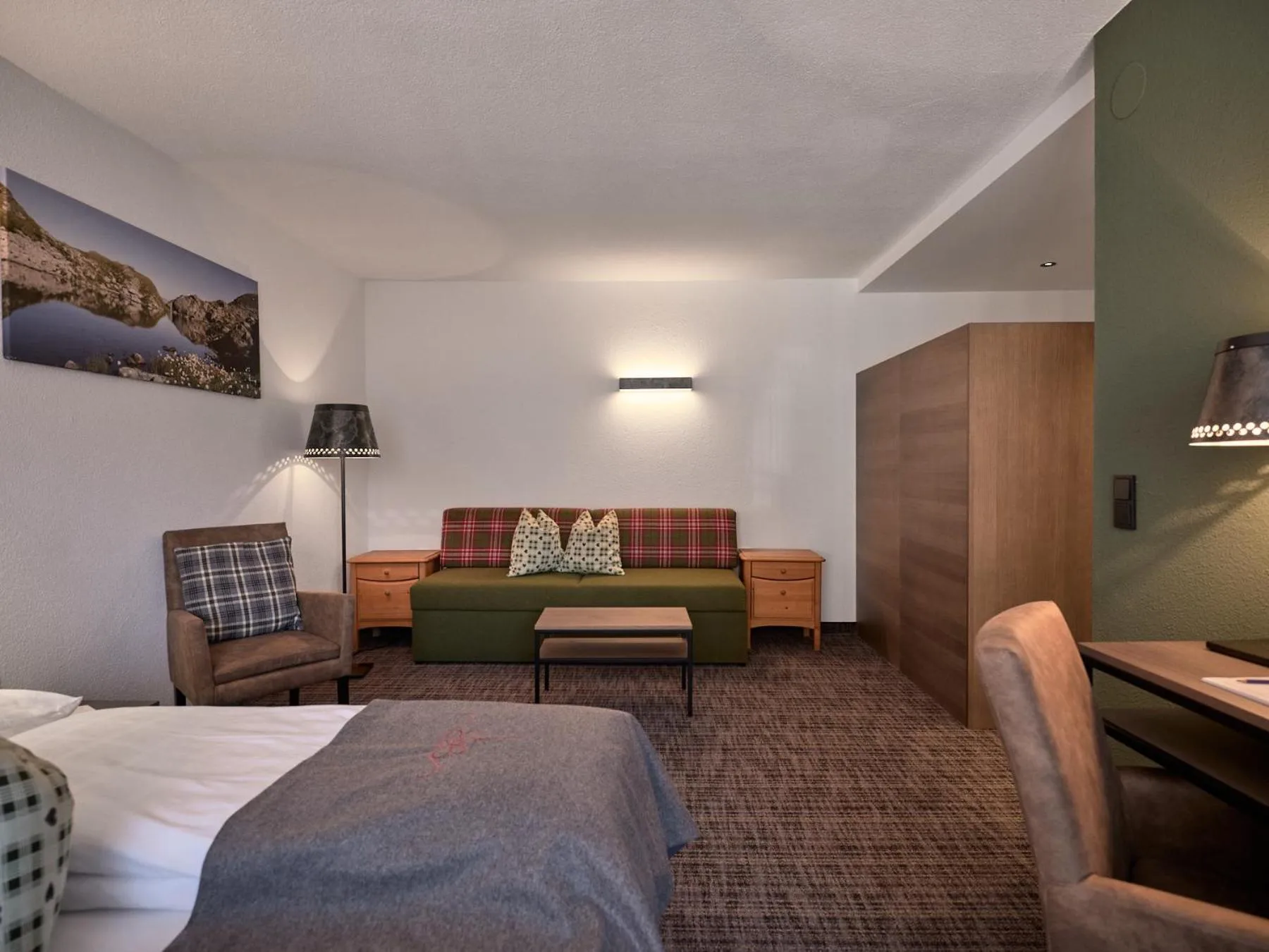 Bedroom, Bed in Panoramahotel Fliesserhof