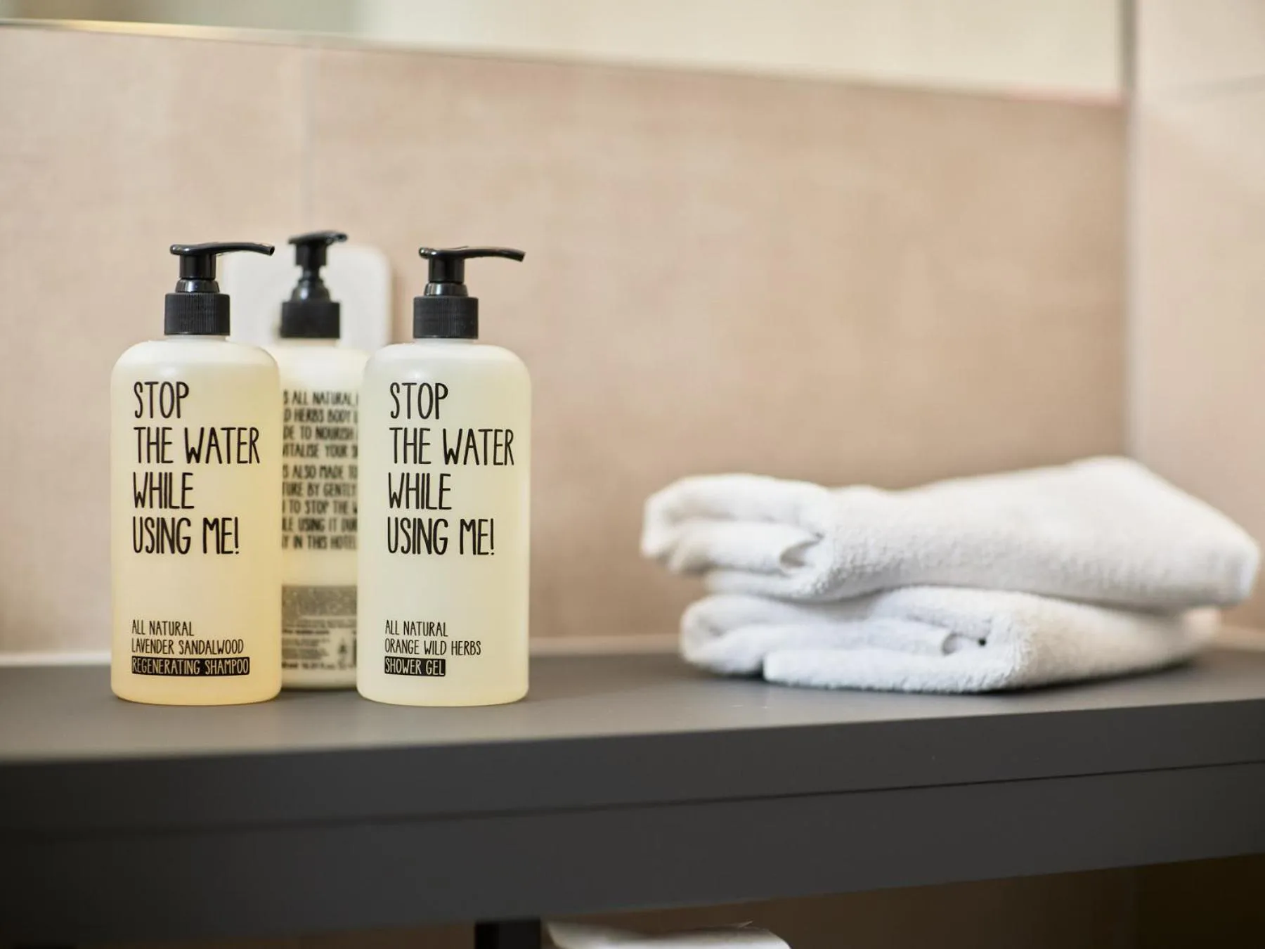 Bathroom in Panoramahotel Fliesserhof