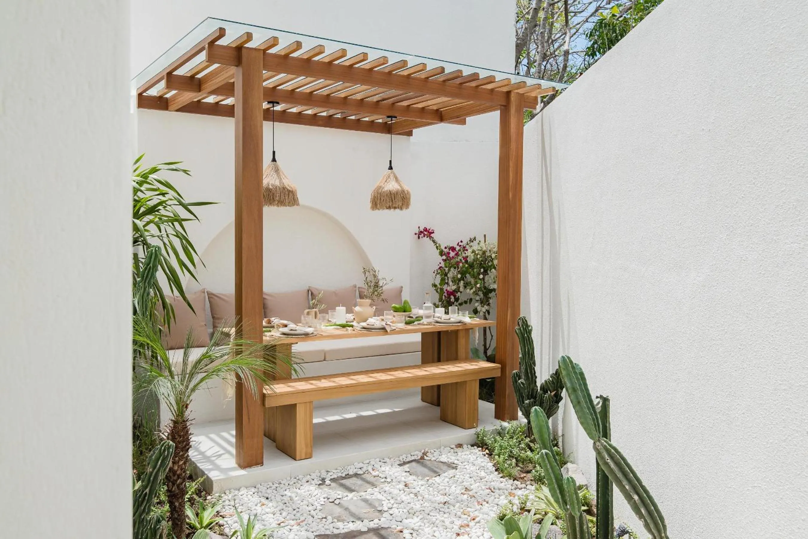 Dining area in Mazari Villas